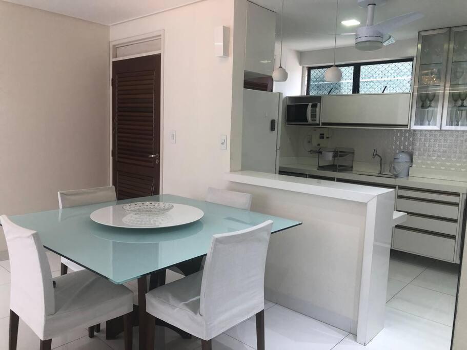 Lindo apto de 3 quartos