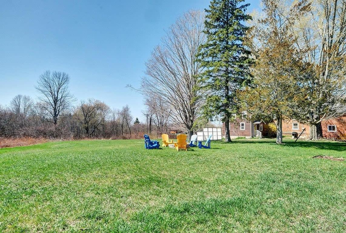 The Marigold PEC Family Farmhouse country escape
