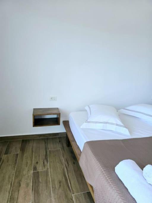 Ambelas Getaways