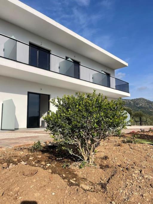 Ambelas Getaways