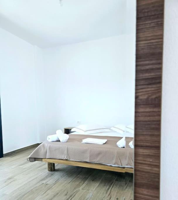 Ambelas Getaways