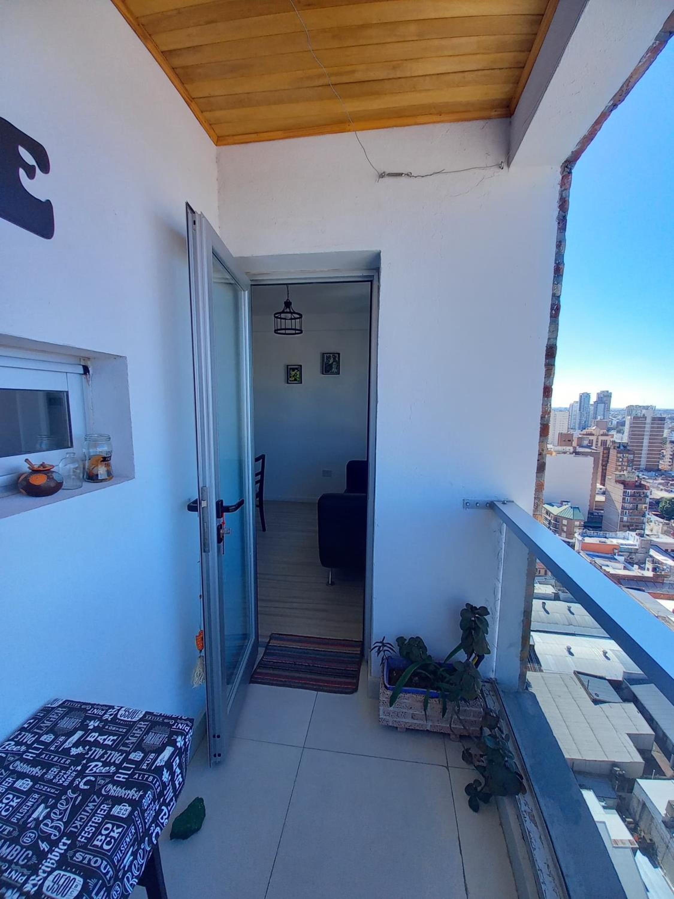 Departamento céntrico con vista al río Paraná