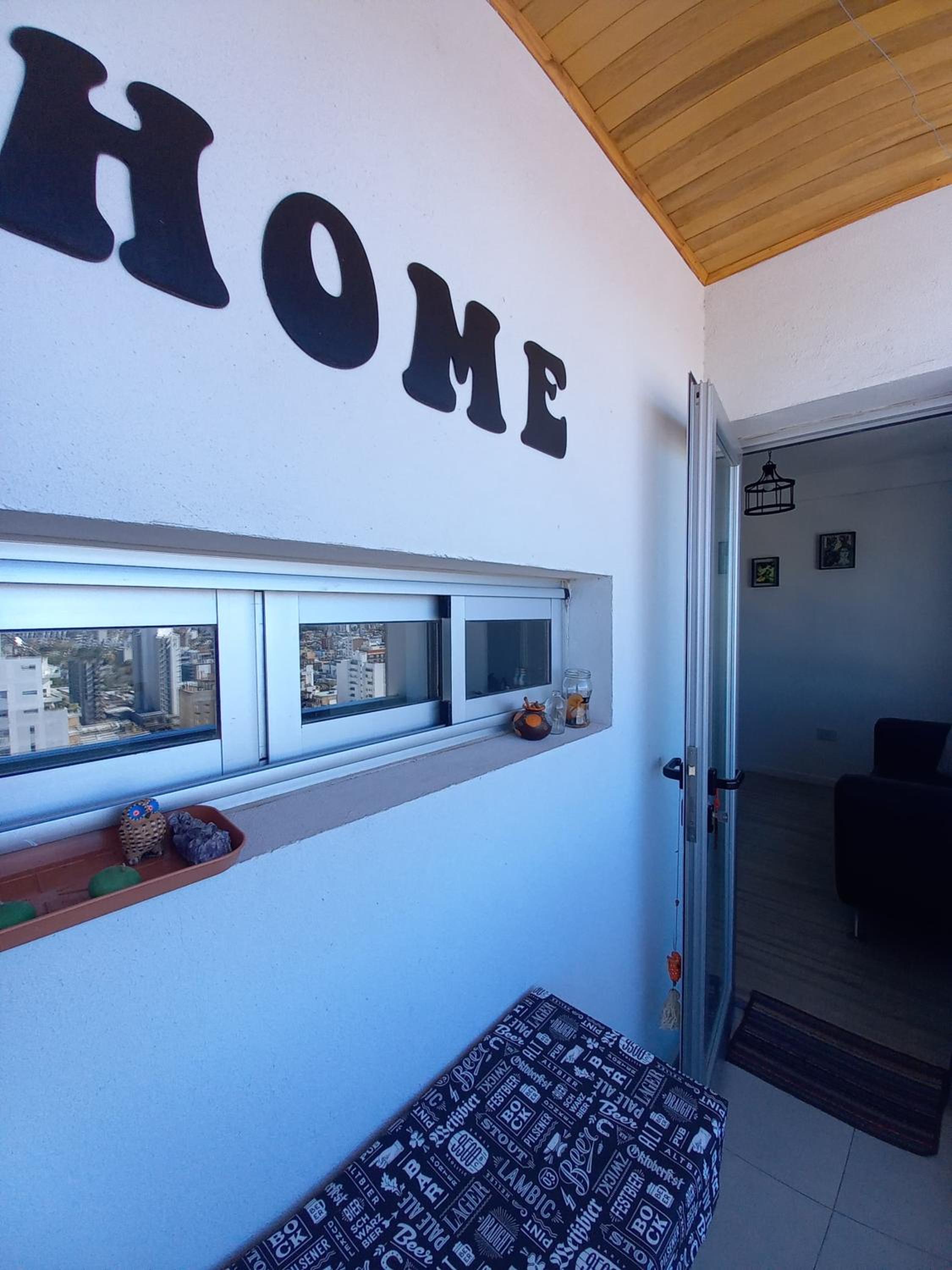 Departamento céntrico con vista al río Paraná