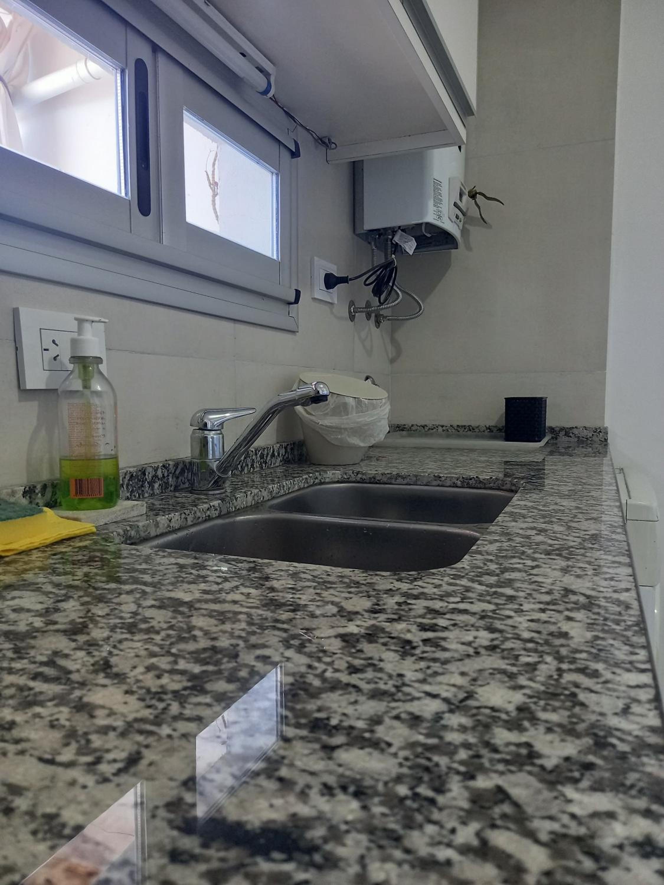Departamento céntrico con vista al río Paraná
