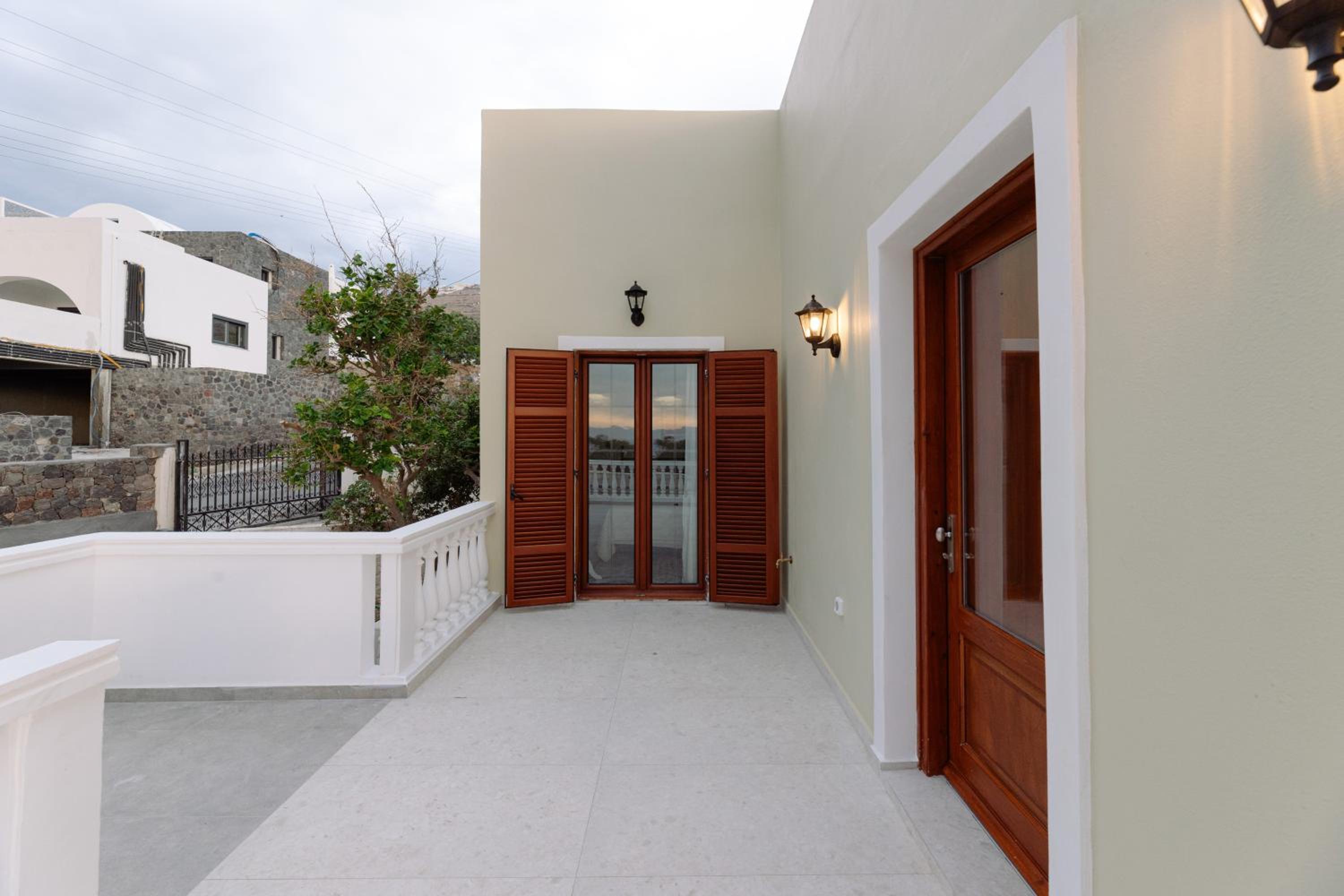 Kaminia Holiday Homes
