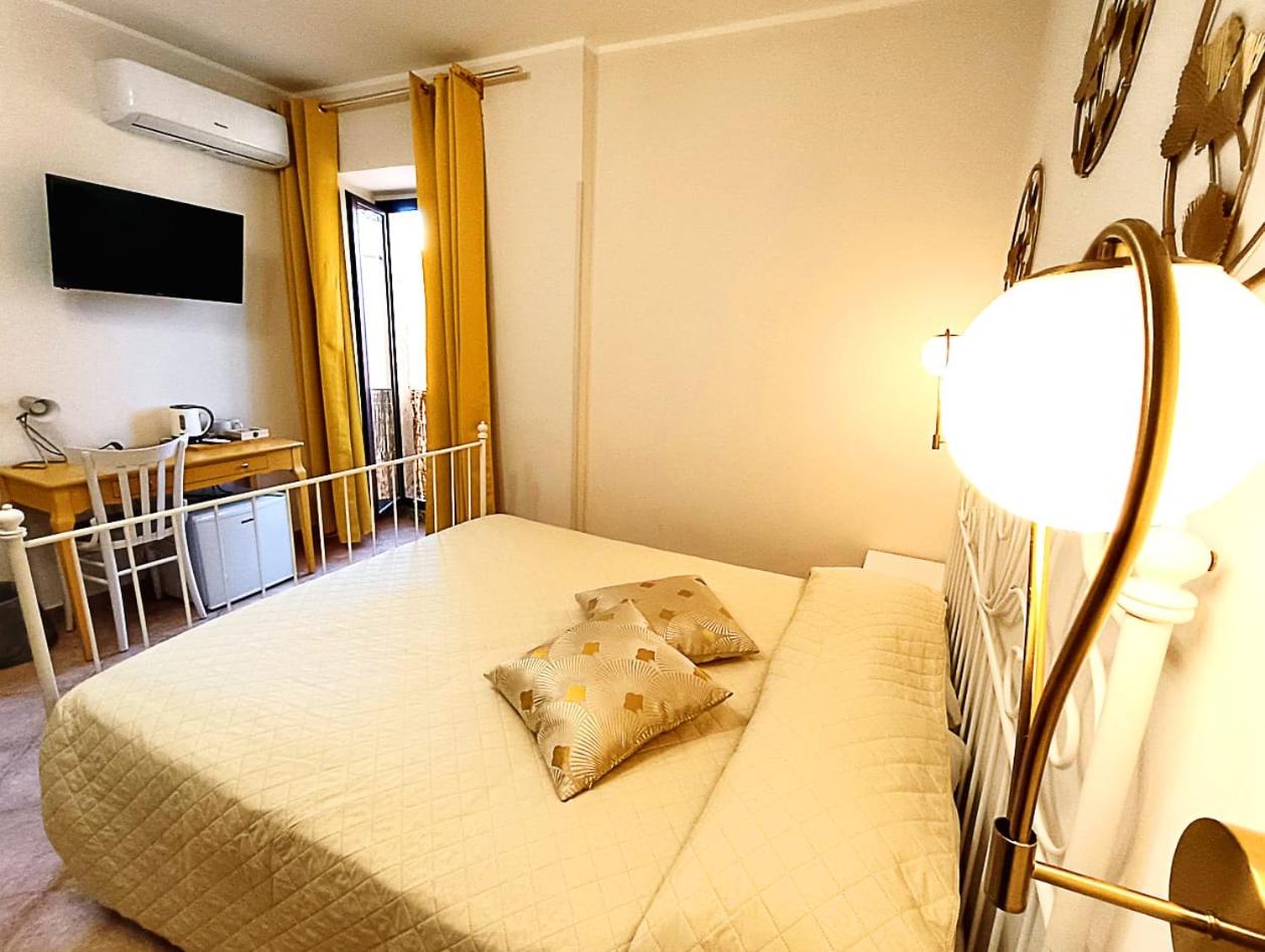 DaMa Rooms