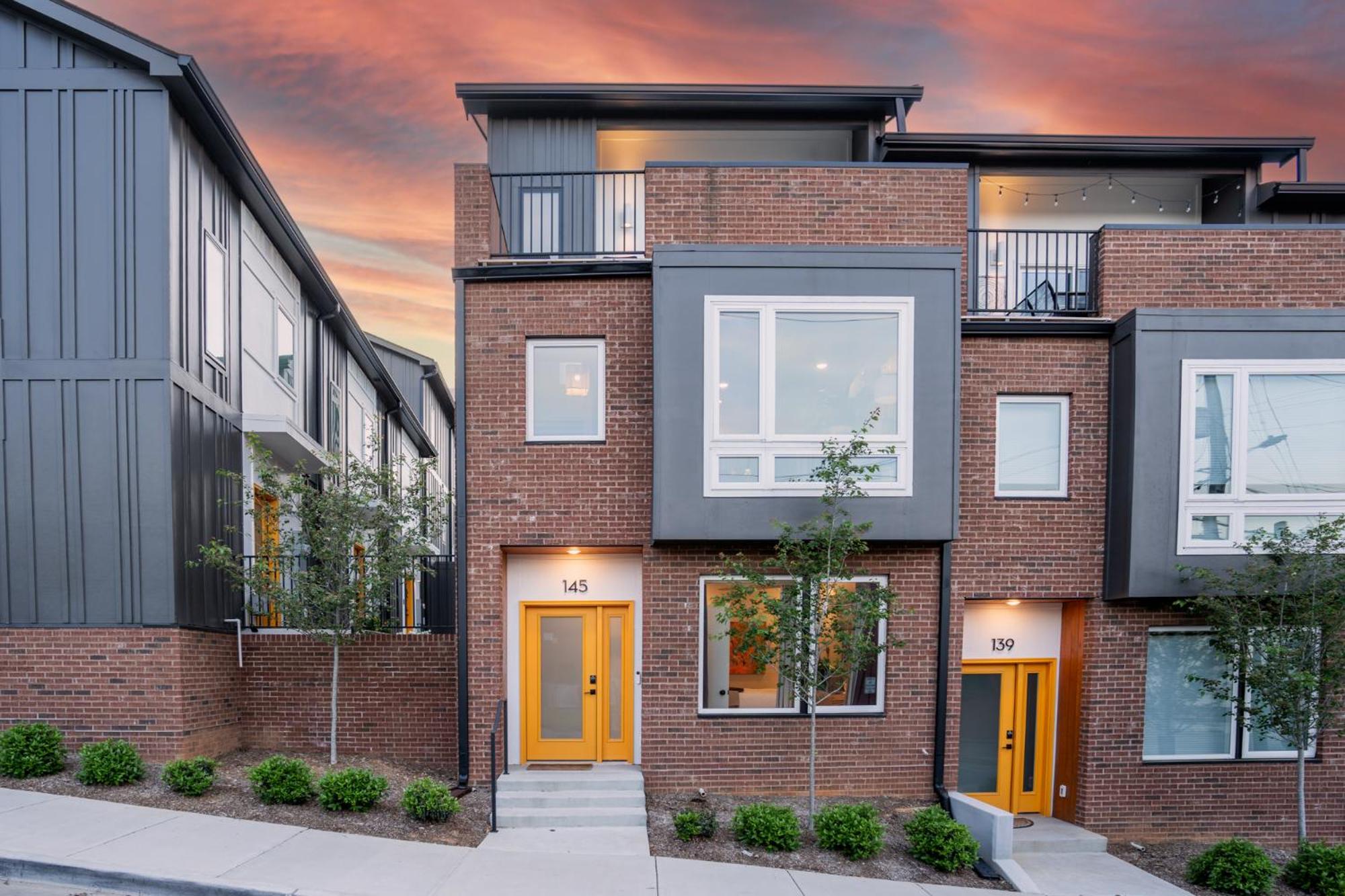 Rooftop Mtn View Townhome, St Elmo Chattanooga view 4