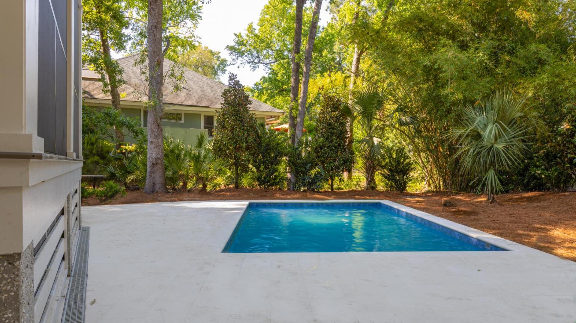Luxurious Home with Private Pool view 4