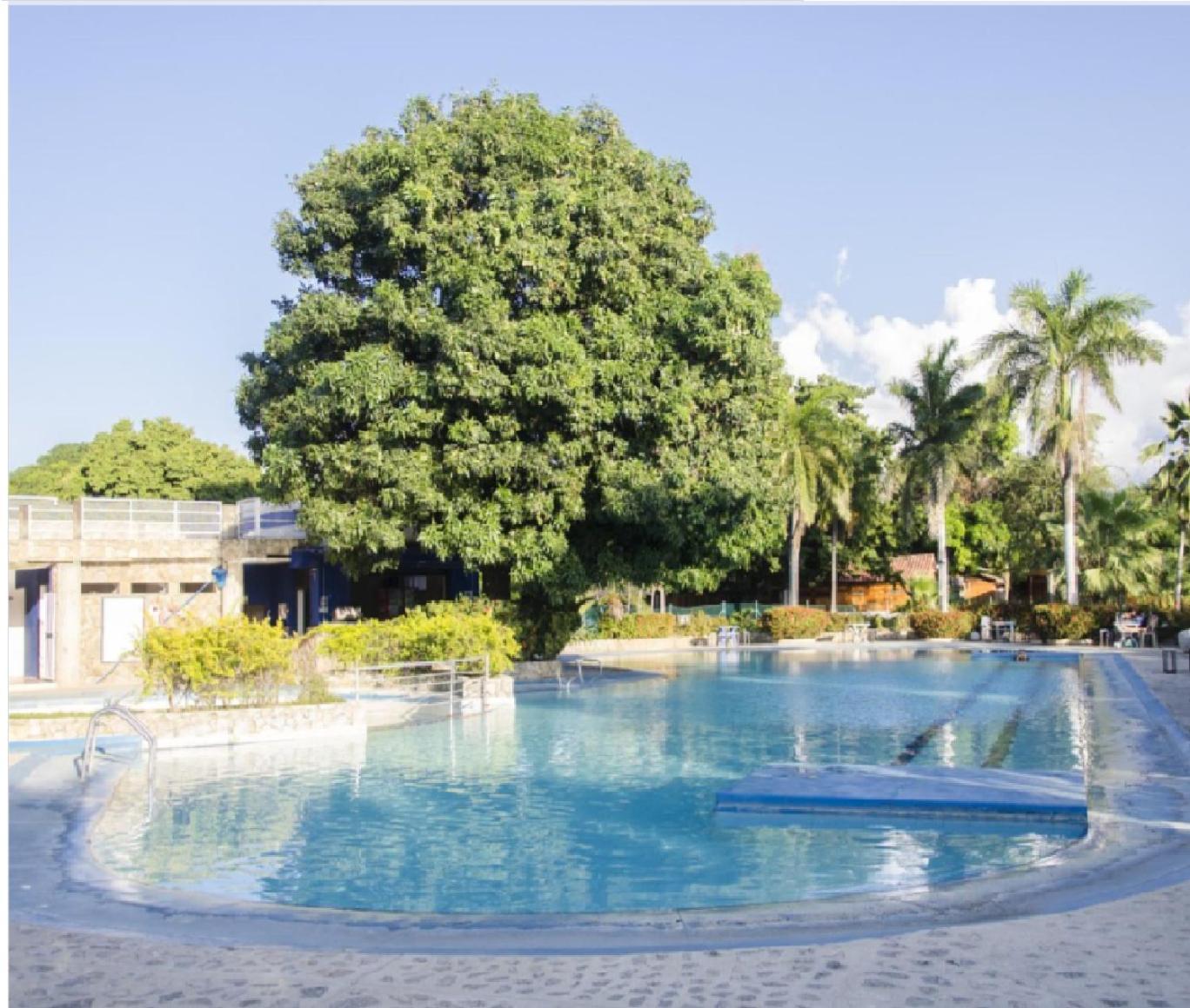 Chalet Completo para Familias Condominio Campestre Privado con Piscinas, wifi, AC