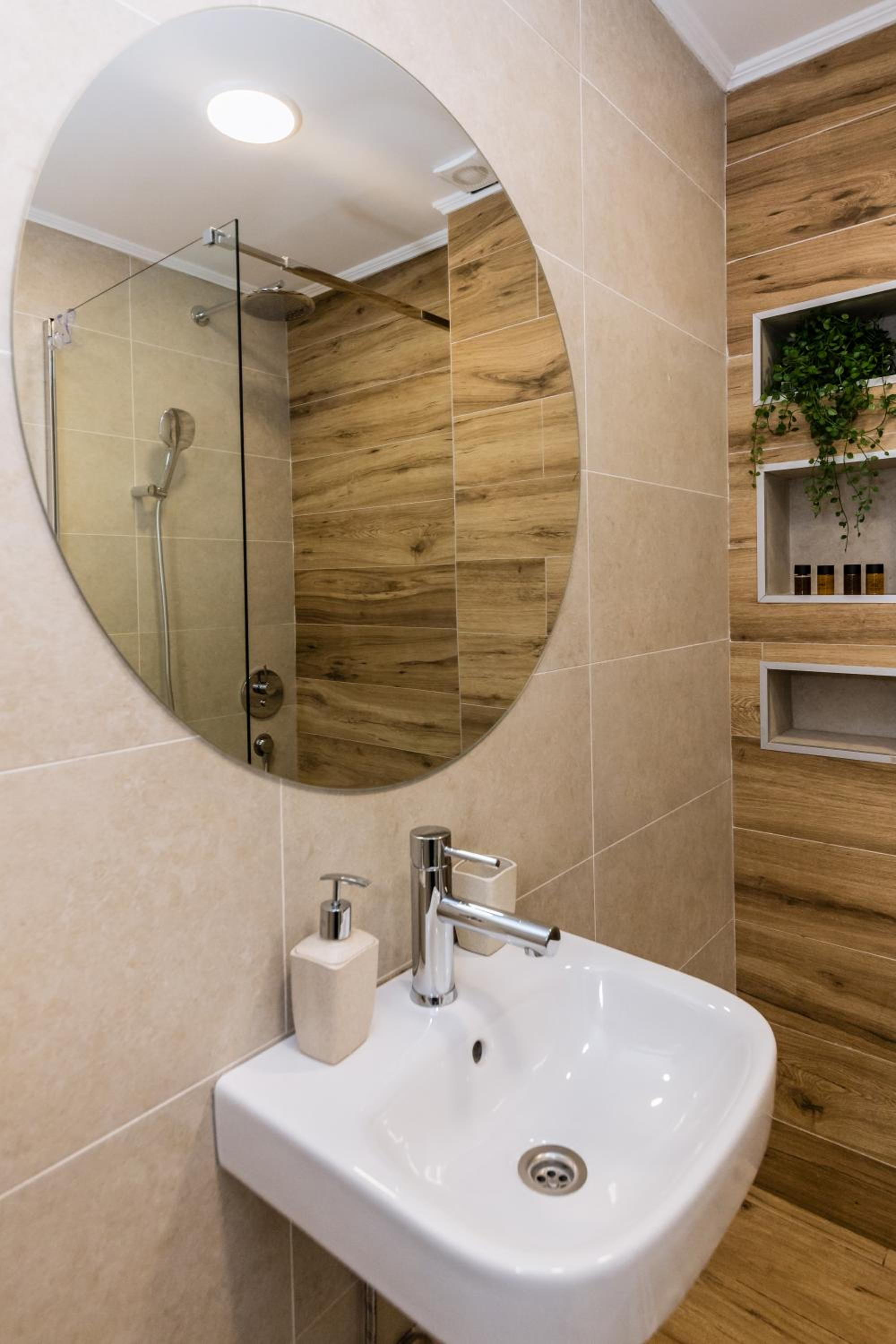 Paun apartment