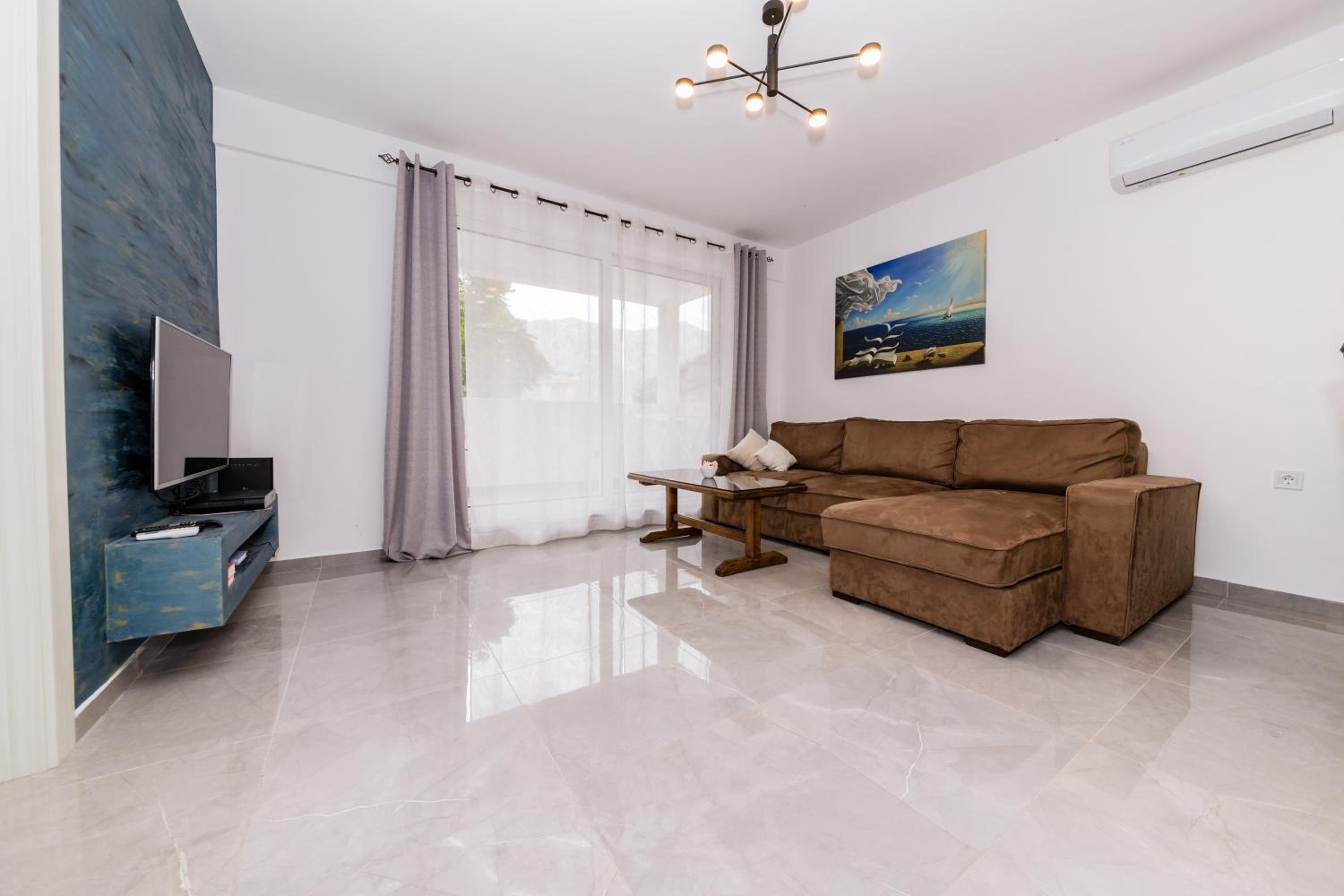 Paun apartment