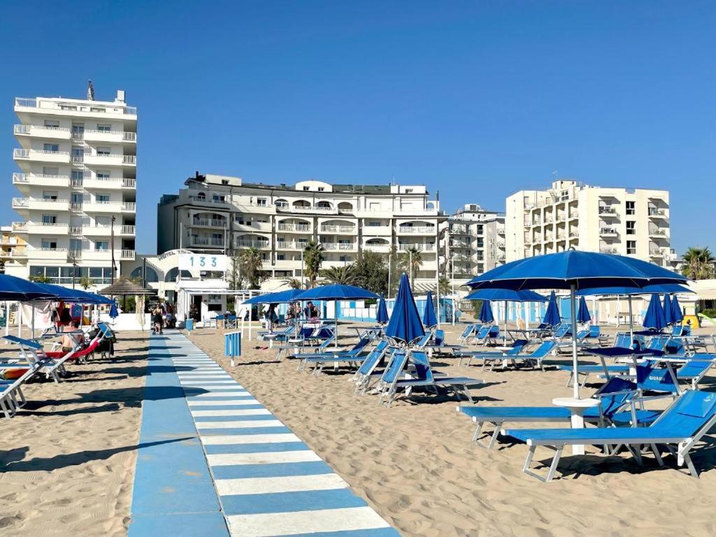 Magic beach apartment