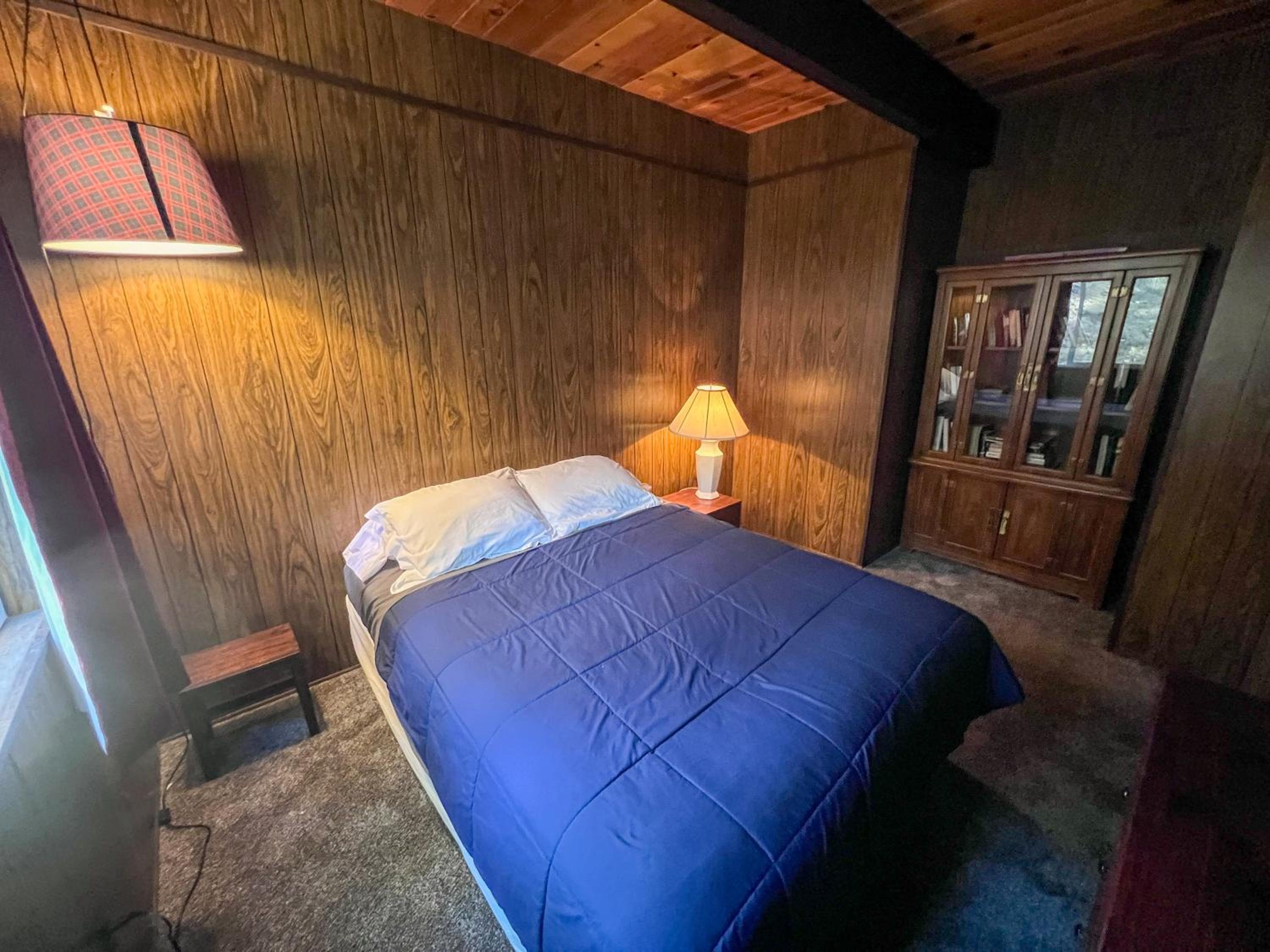 ITH Big Bear Lake Hostel & Lodge
