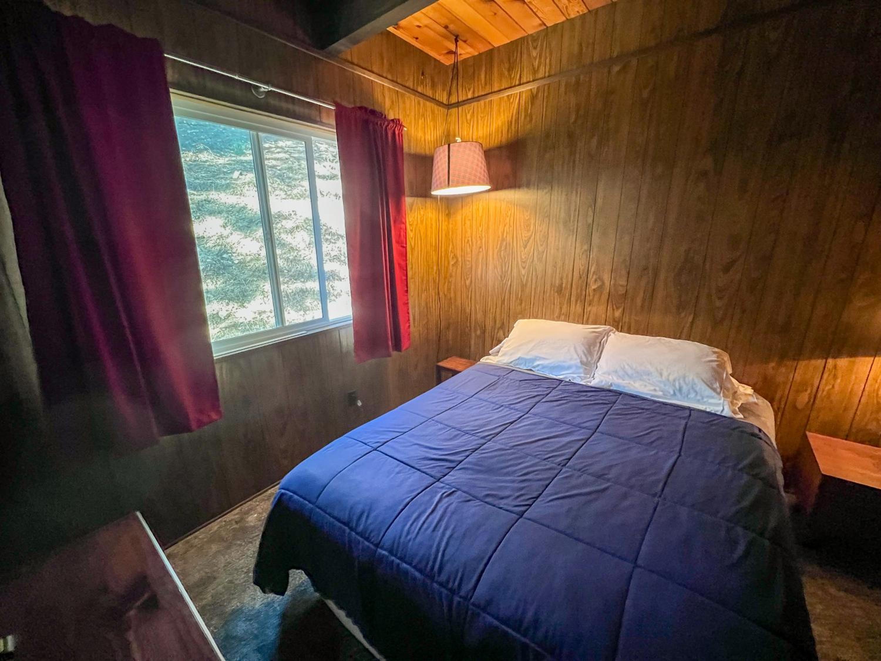 ITH Big Bear Lake Hostel & Lodge
