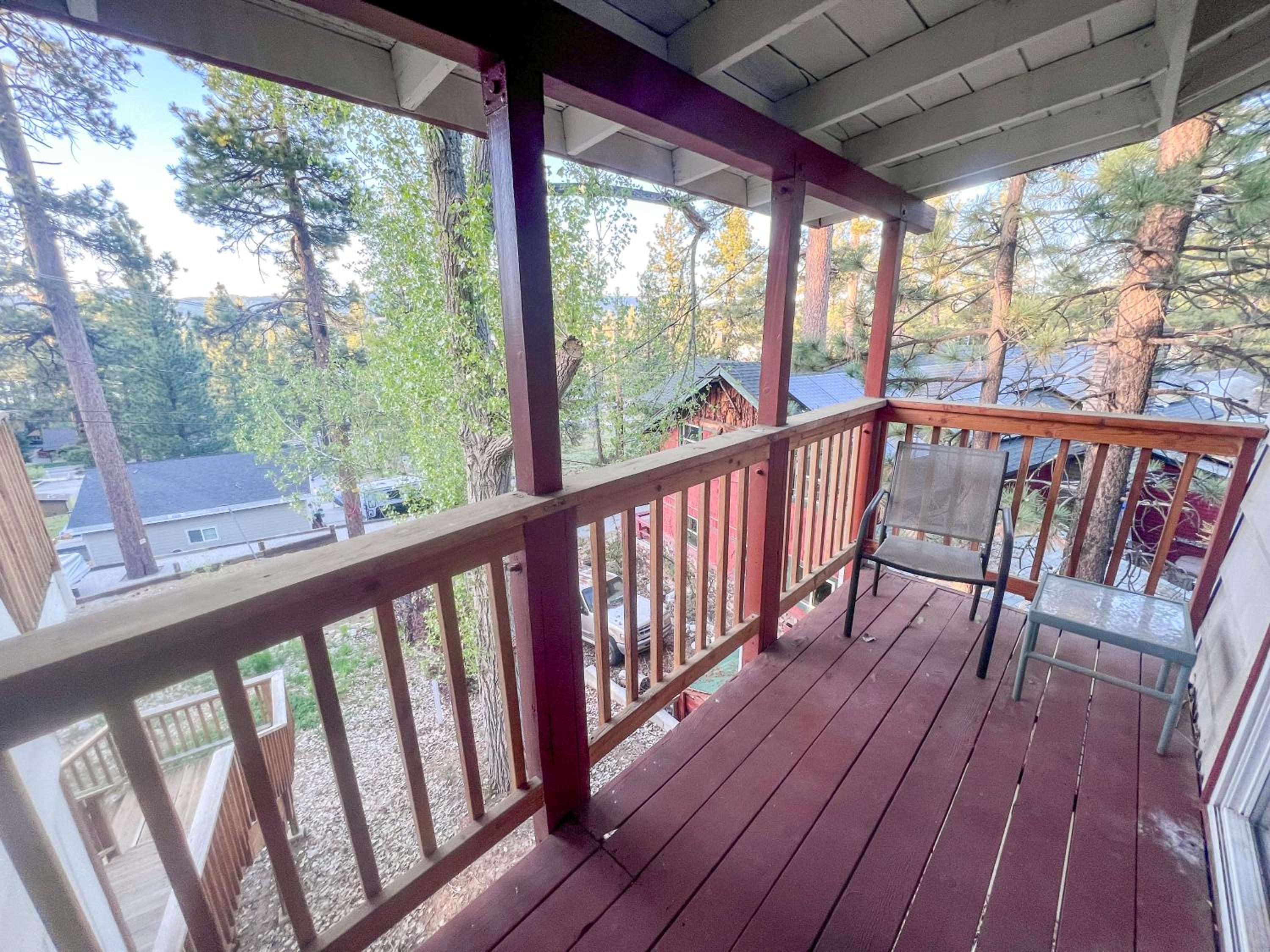 ITH Big Bear Lake Hostel & Lodge