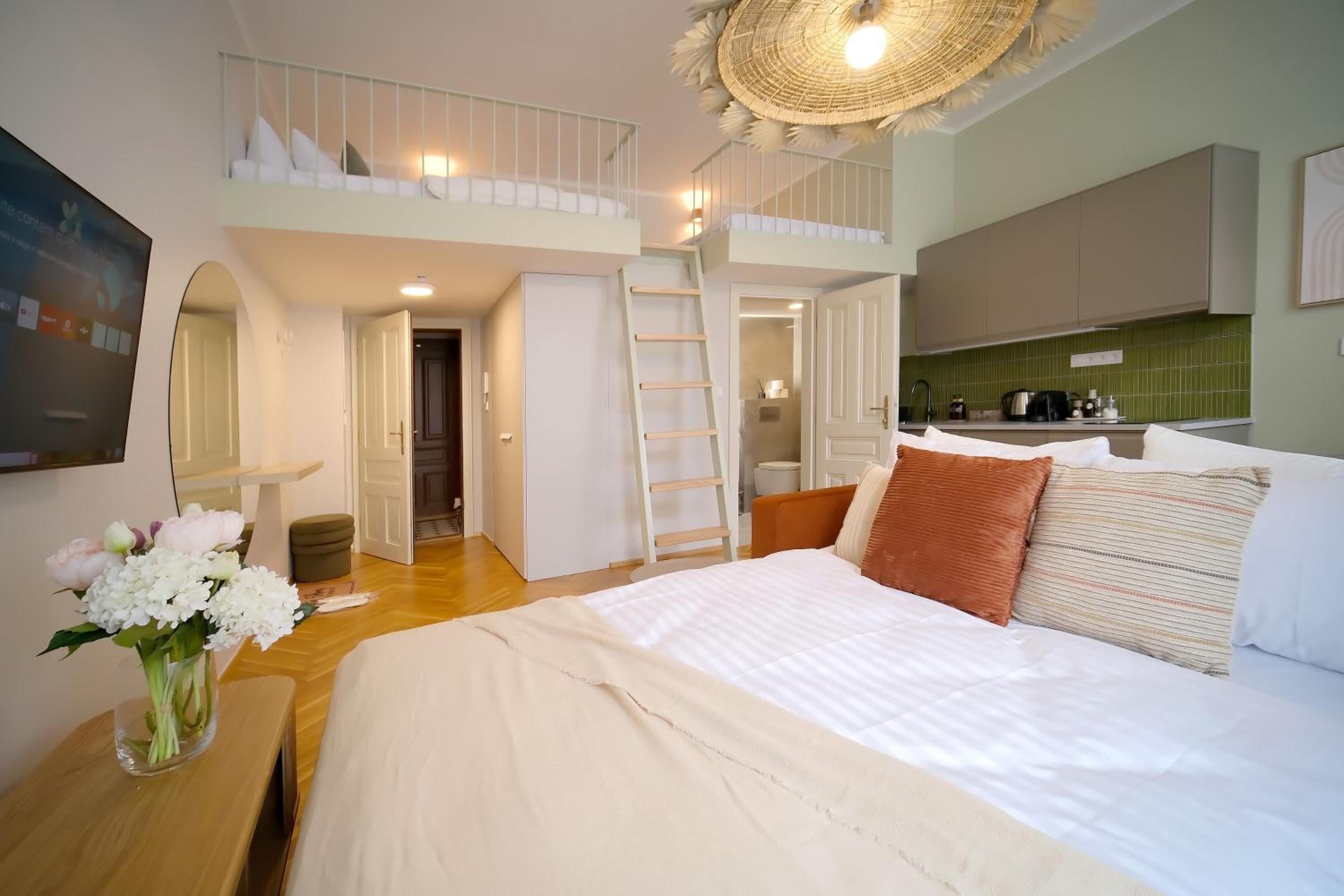 Luxemi Apartments I City Center Premium Studio