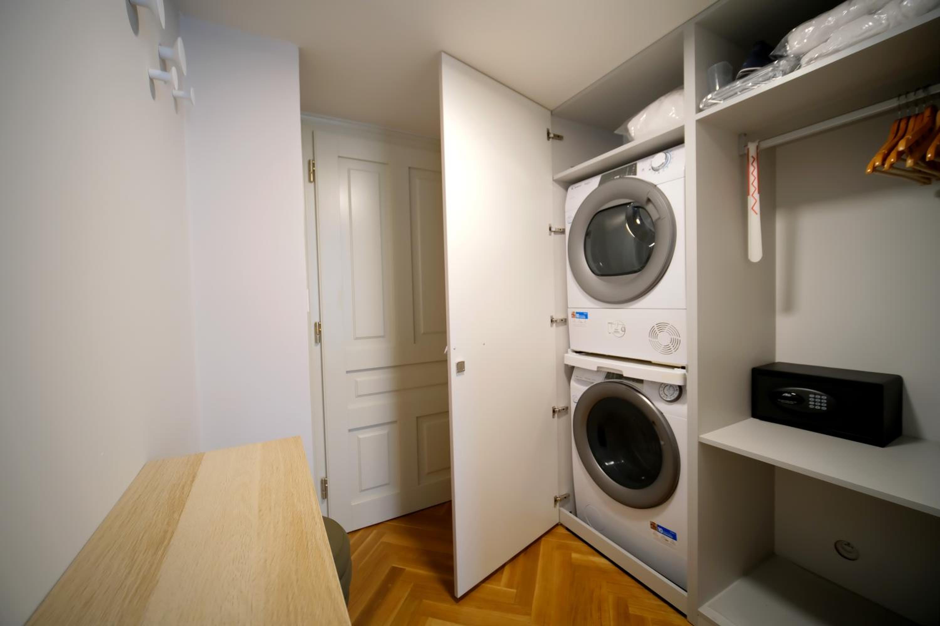 Luxemi Apartments I City Center Premium Studio