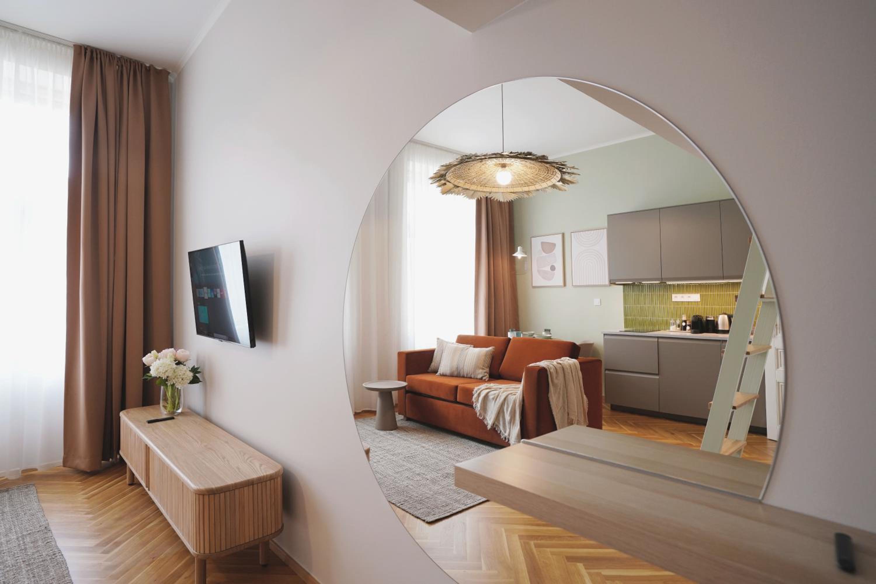 Luxemi Apartments I City Center Premium Studio