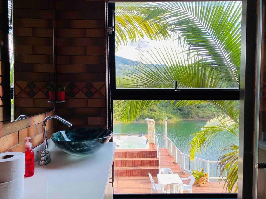 Lux Guatape Lakeside Retreat Cabin Jacuzzi
