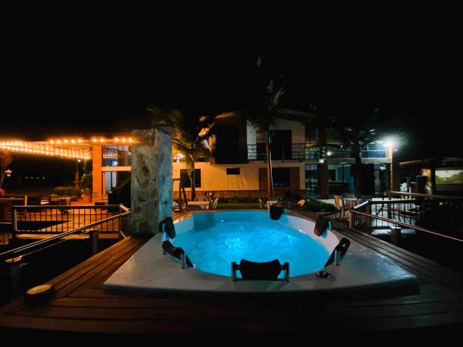 Lux Guatape Lakeside Retreat Cabin Jacuzzi