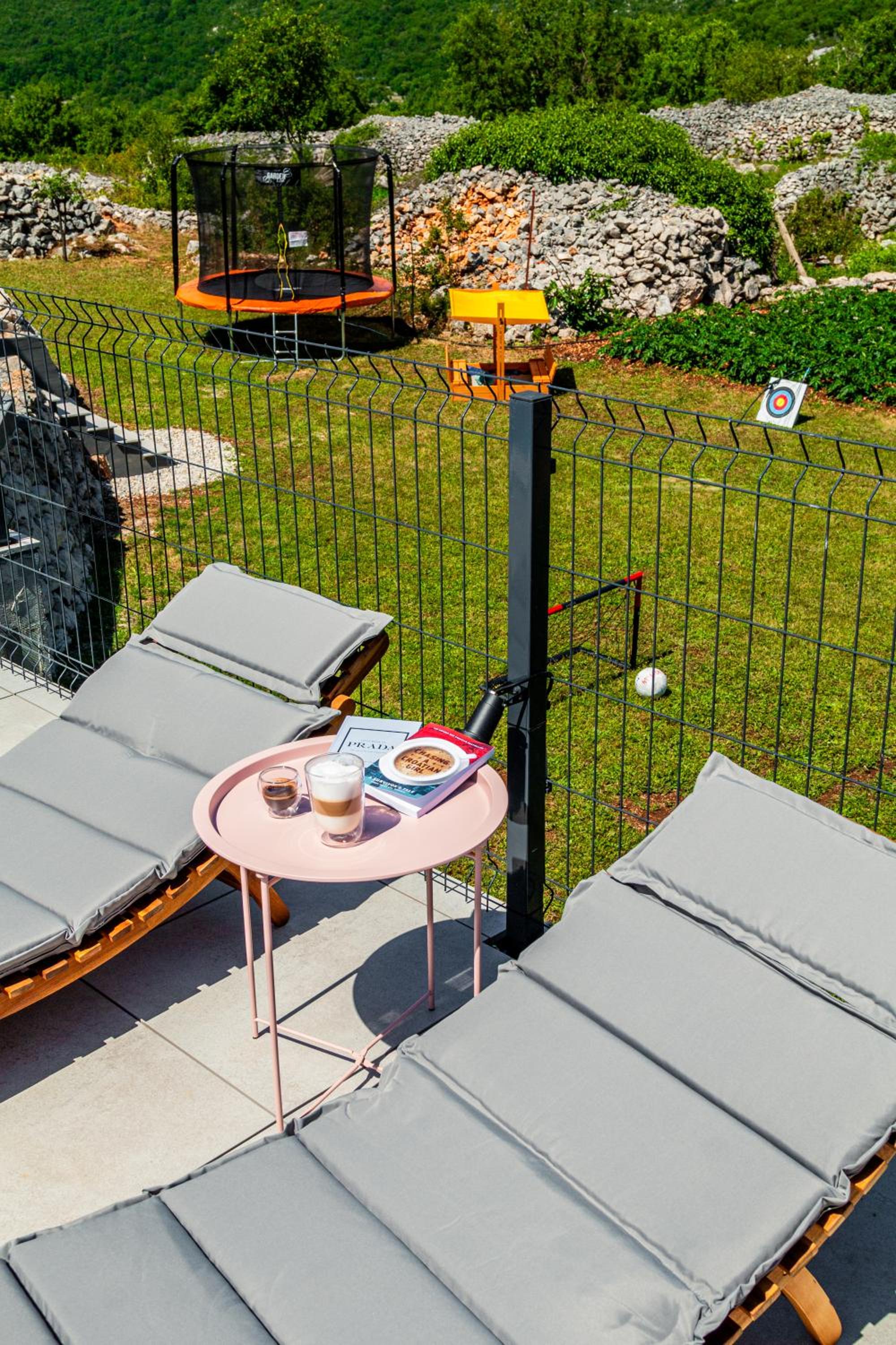 Jackal Holiday House with a heated pool and a jacuzzi