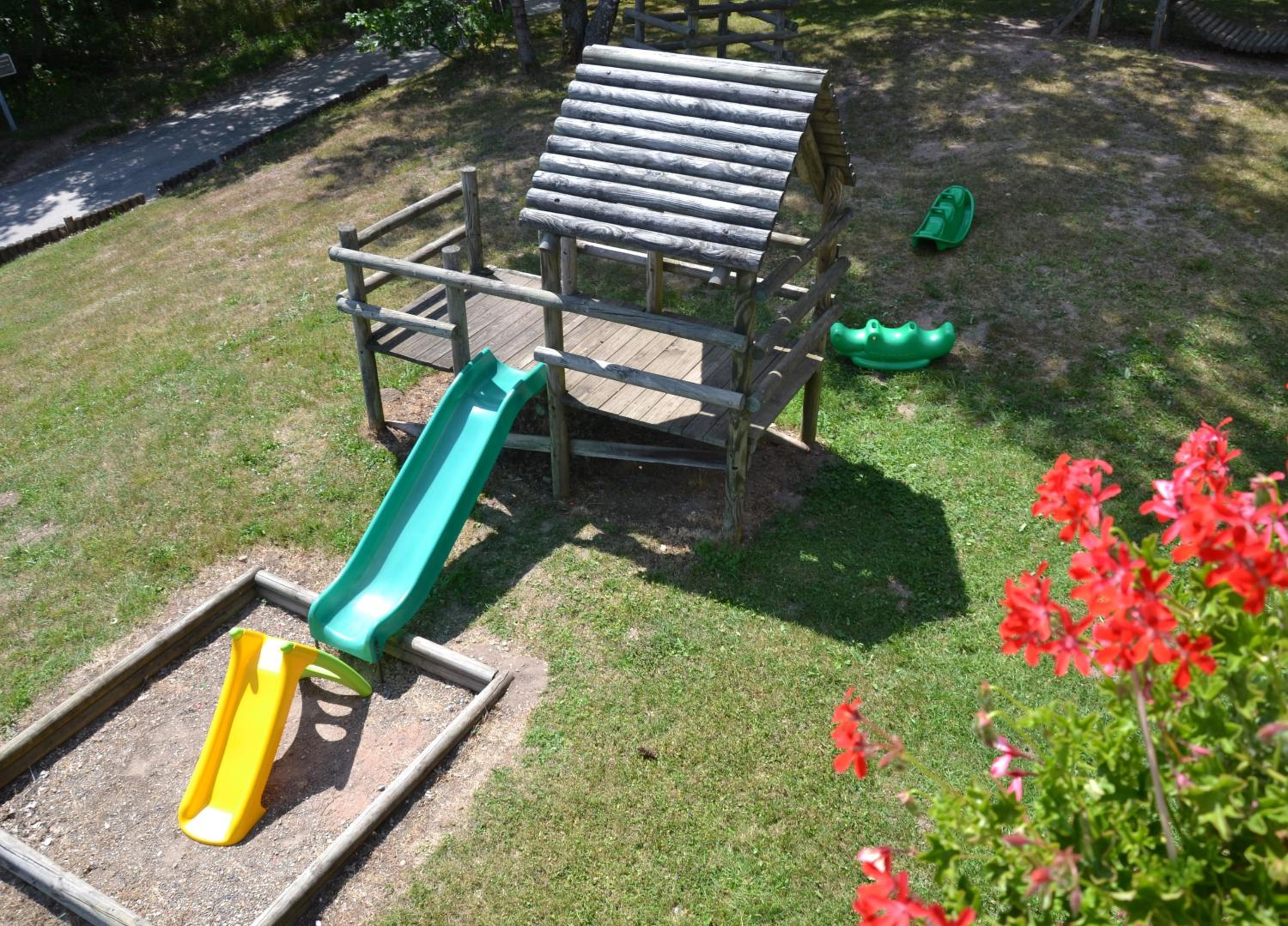 Photo 43