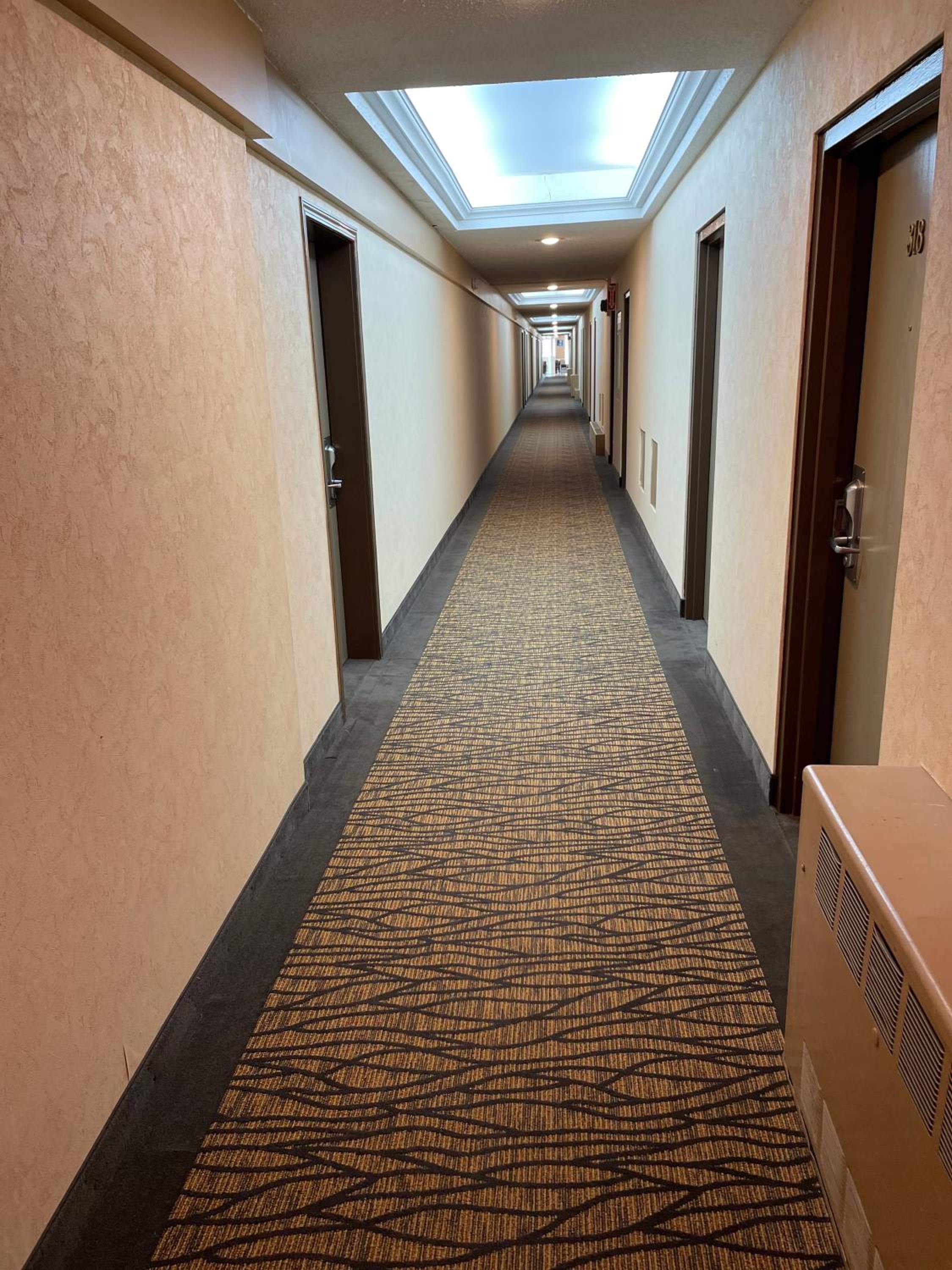 Almac Hotel