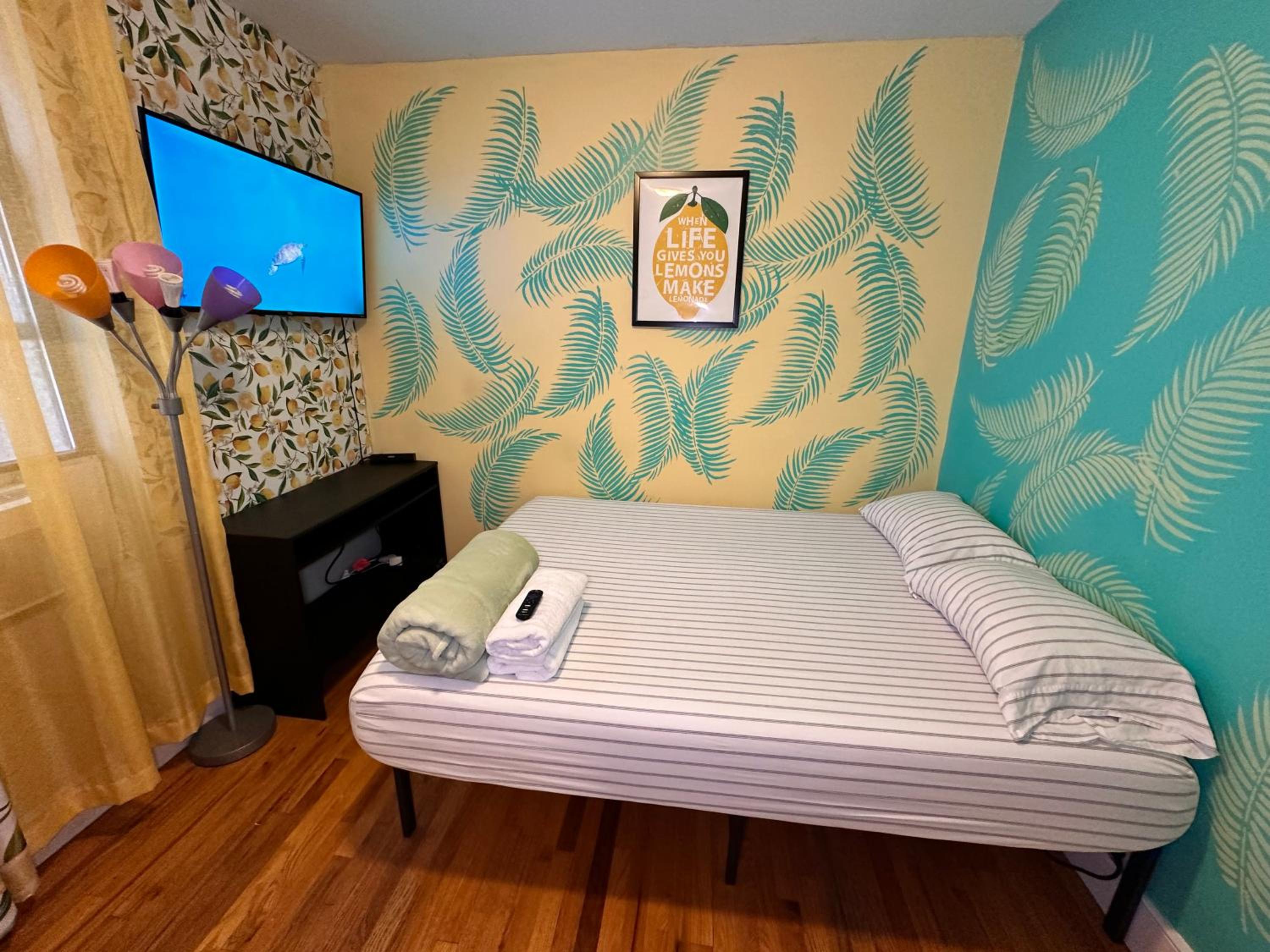 Lemon Vibes room in Guesthouse