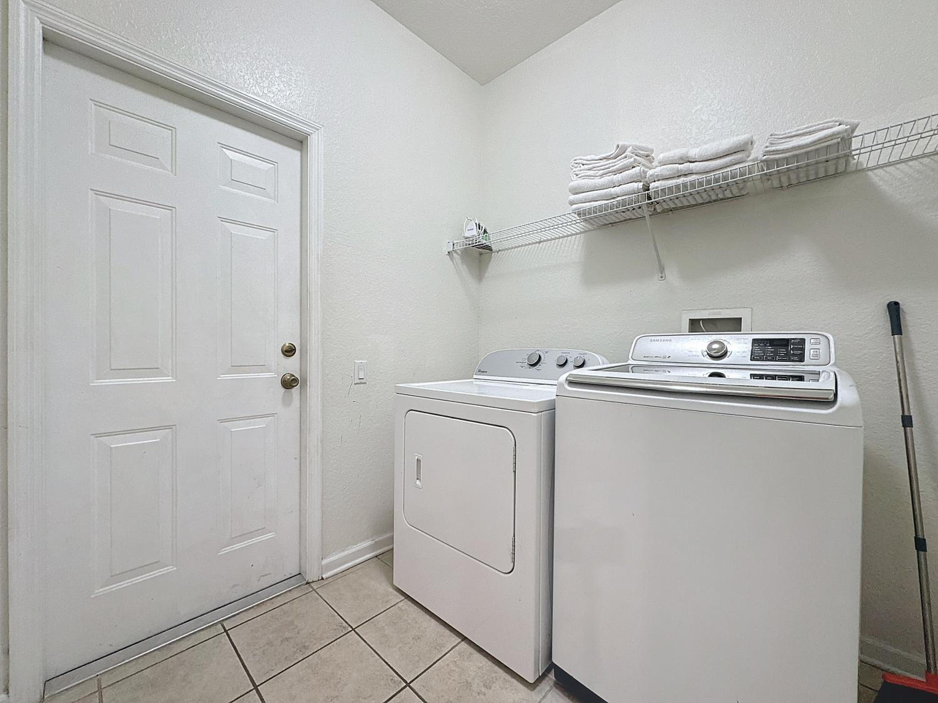 Disney World Vacation.. Luxury 6 BR/4 BA 5 Star Villa