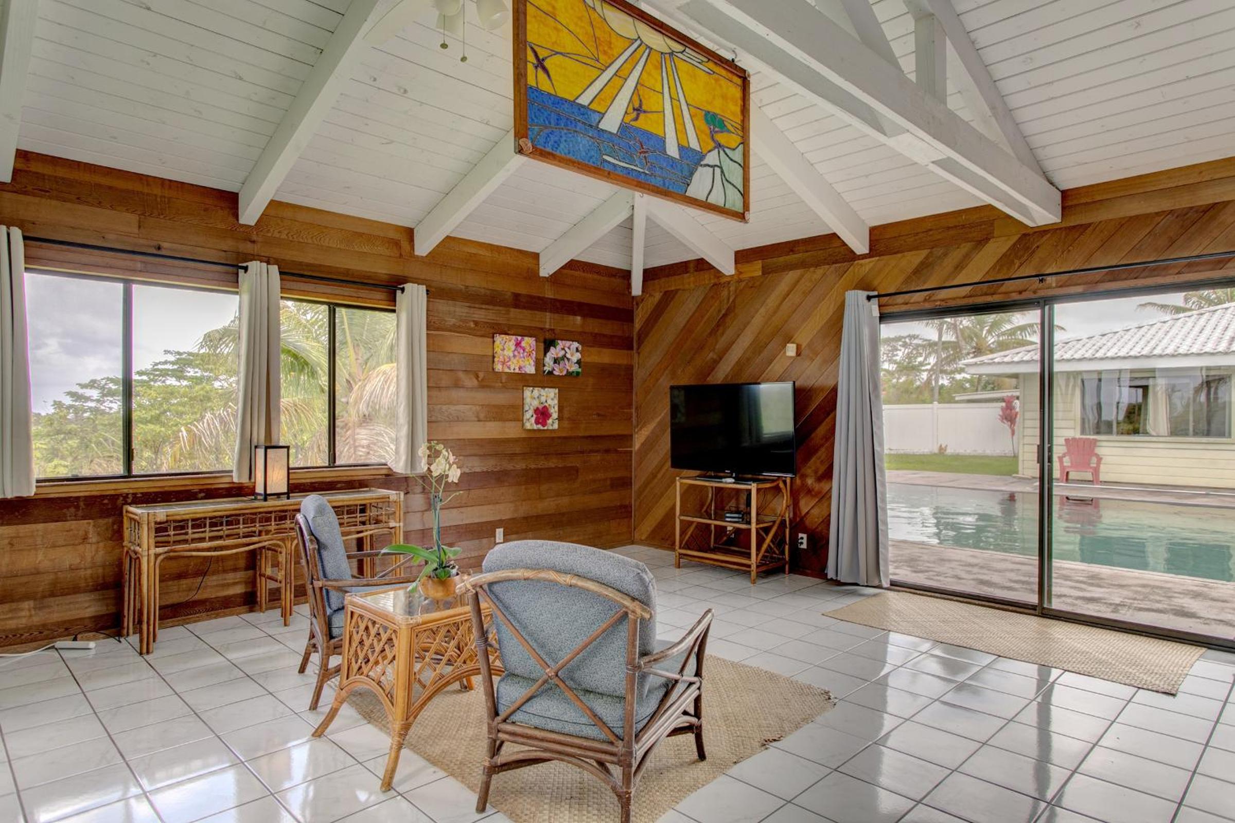 Pool house in paradise view 5