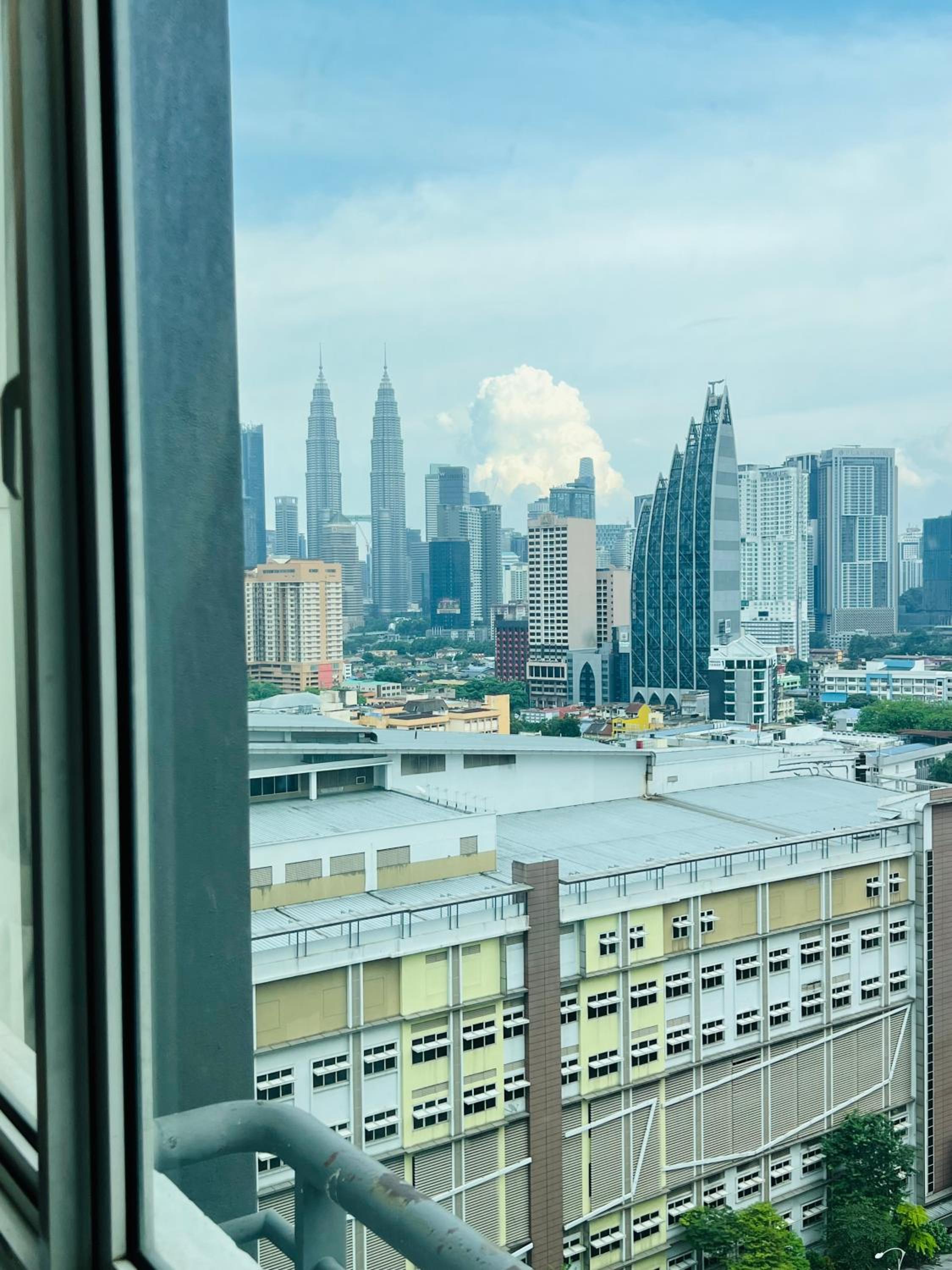 Klcc view VUE residences hkl