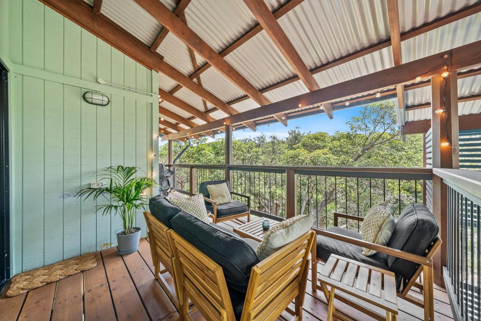 Baumhaus by Discover Stradbroke
