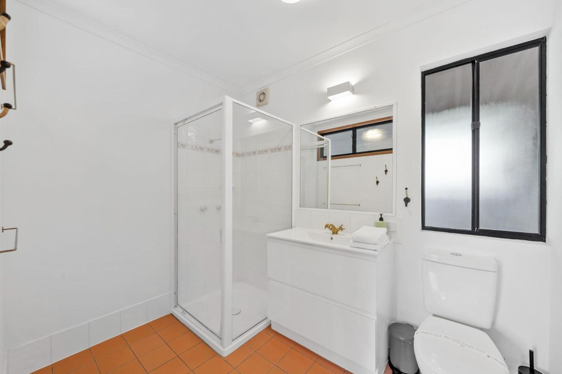 Baumhaus by Discover Stradbroke