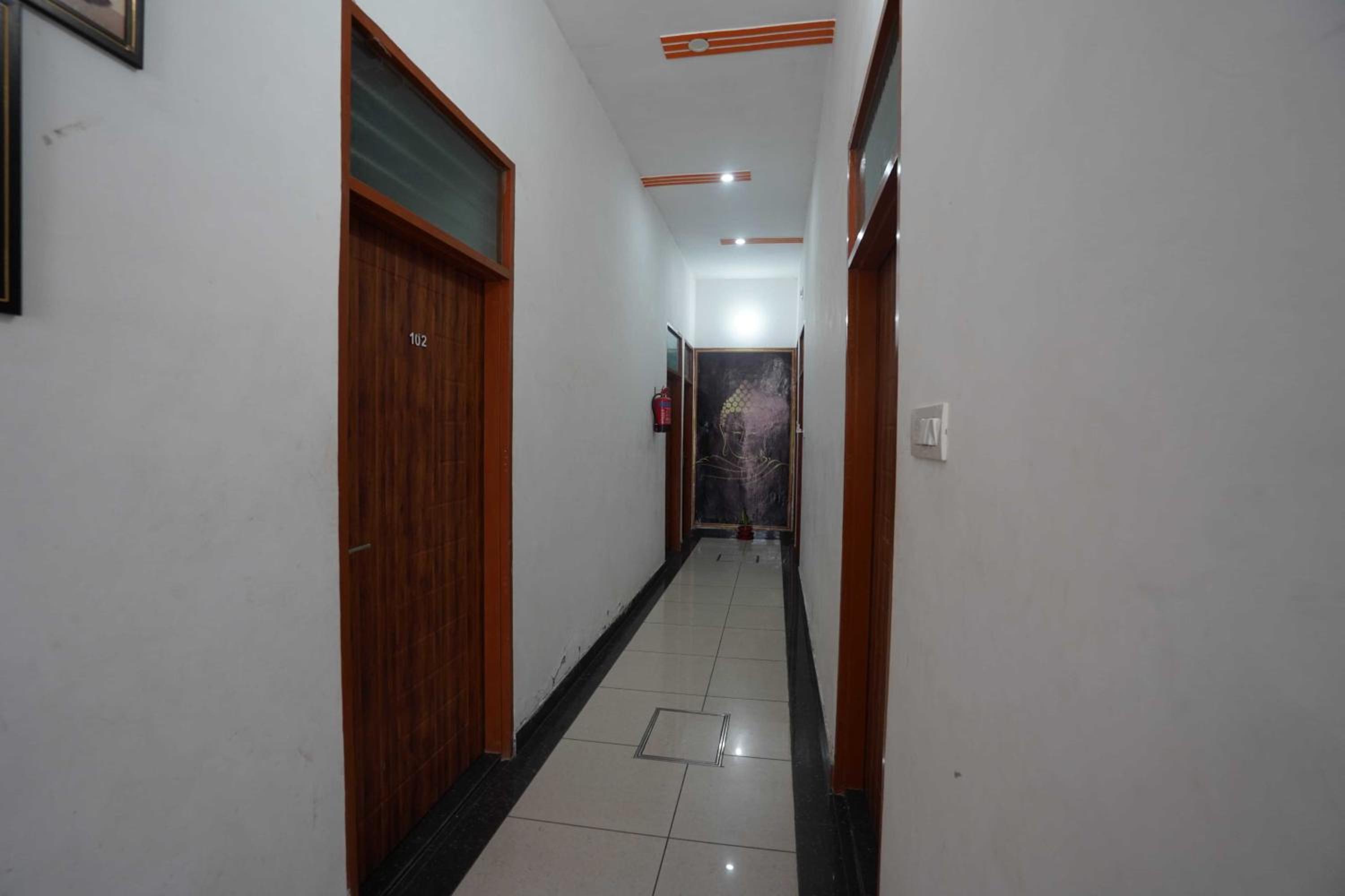 Photo 34