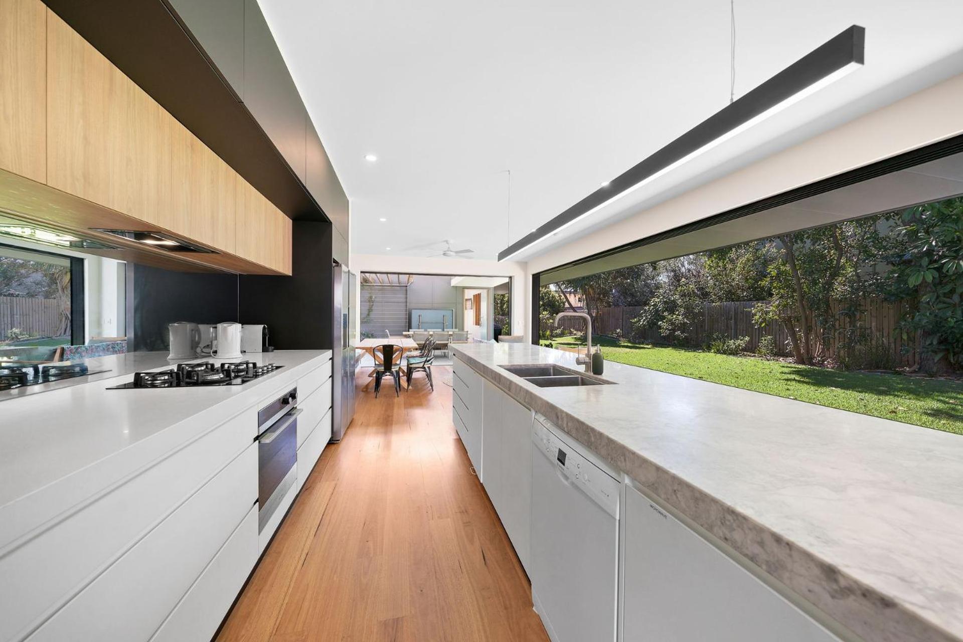 Gabura by Discover Stradbroke