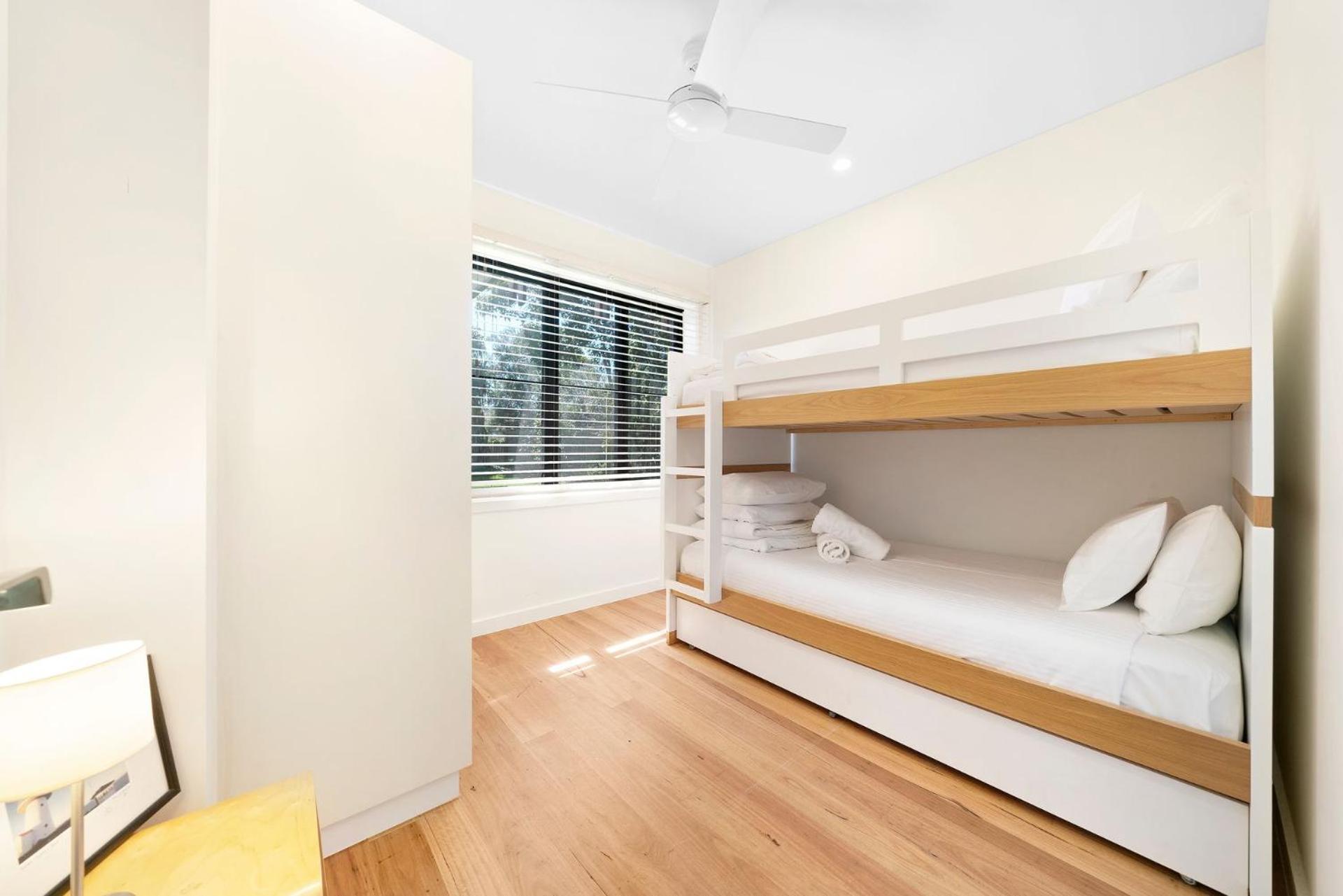 Gabura by Discover Stradbroke