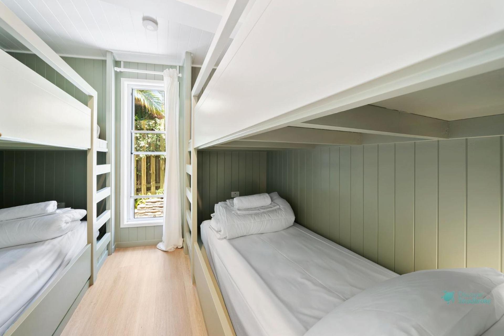 Home on Home by Discover Stradbroke