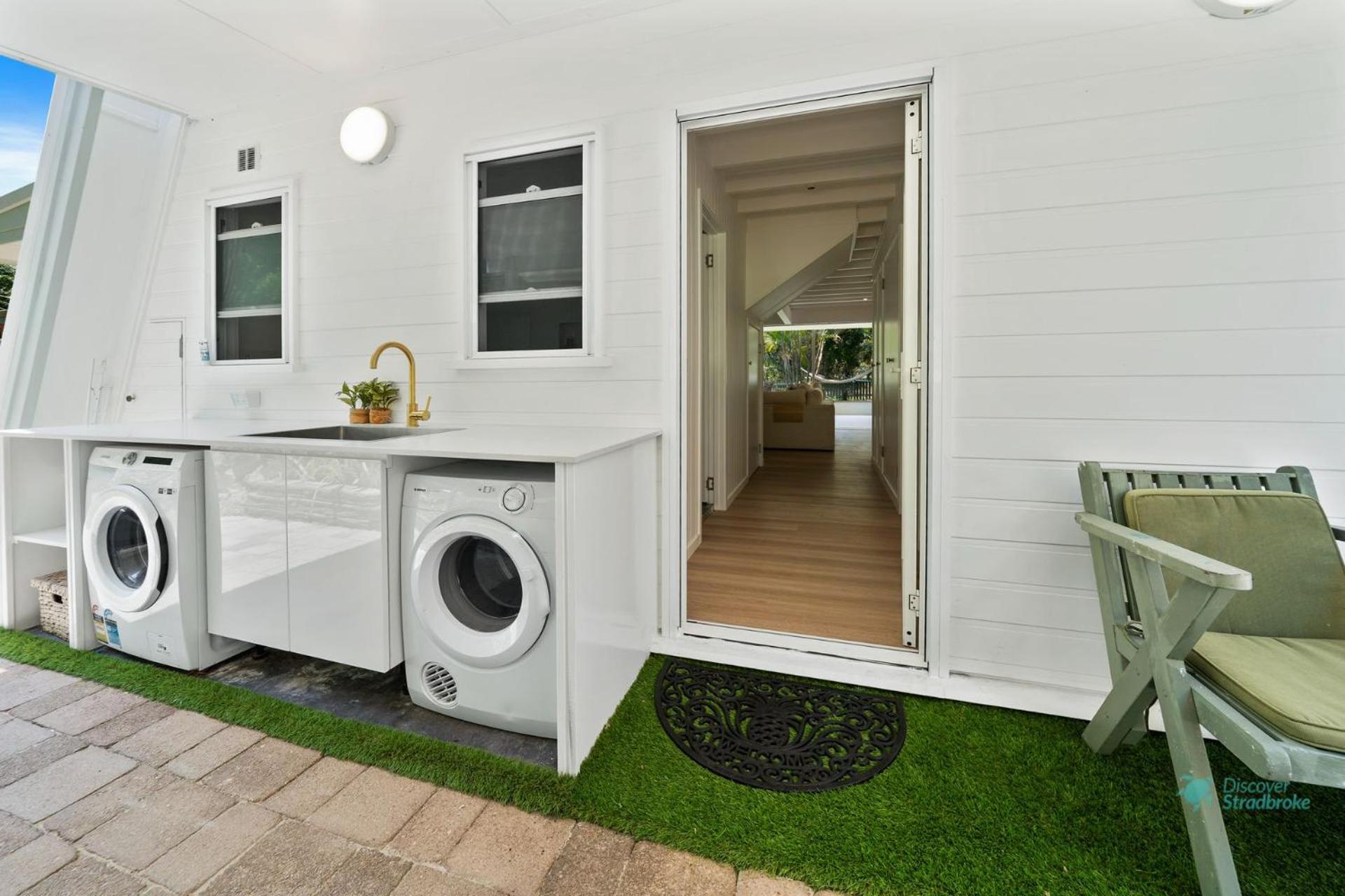 Home on Home by Discover Stradbroke