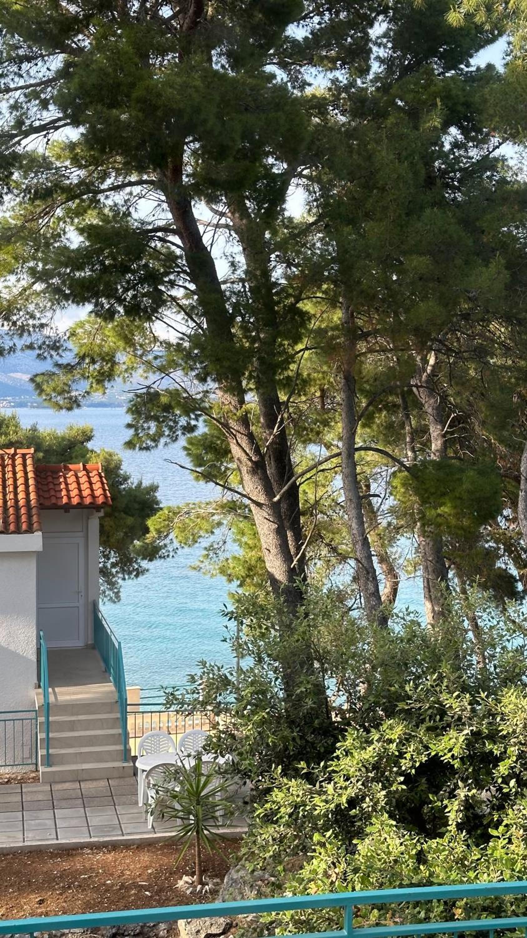 Lumbarda Korcula newly renovated beach apt D3 with pool view 3