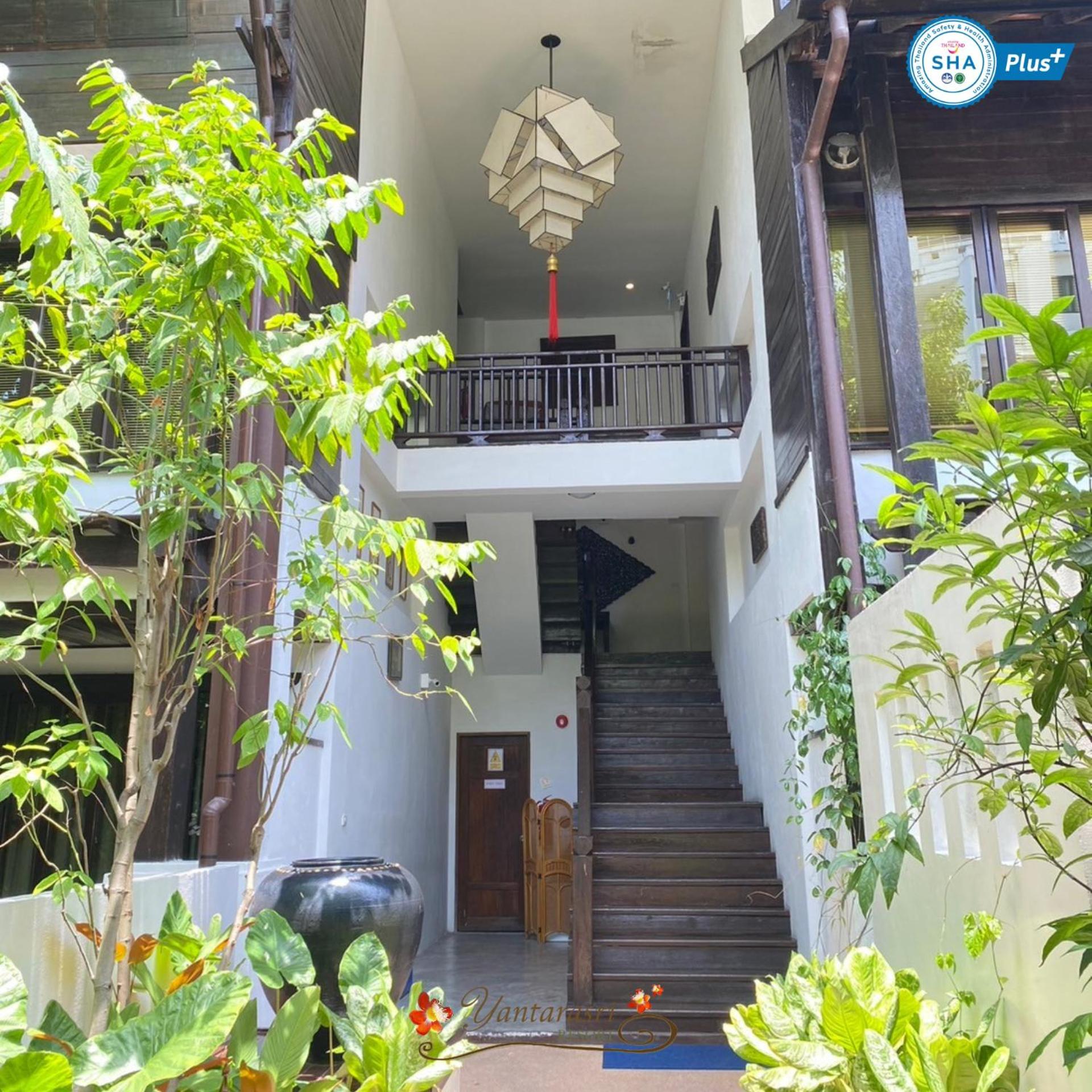Yantarasri Resort