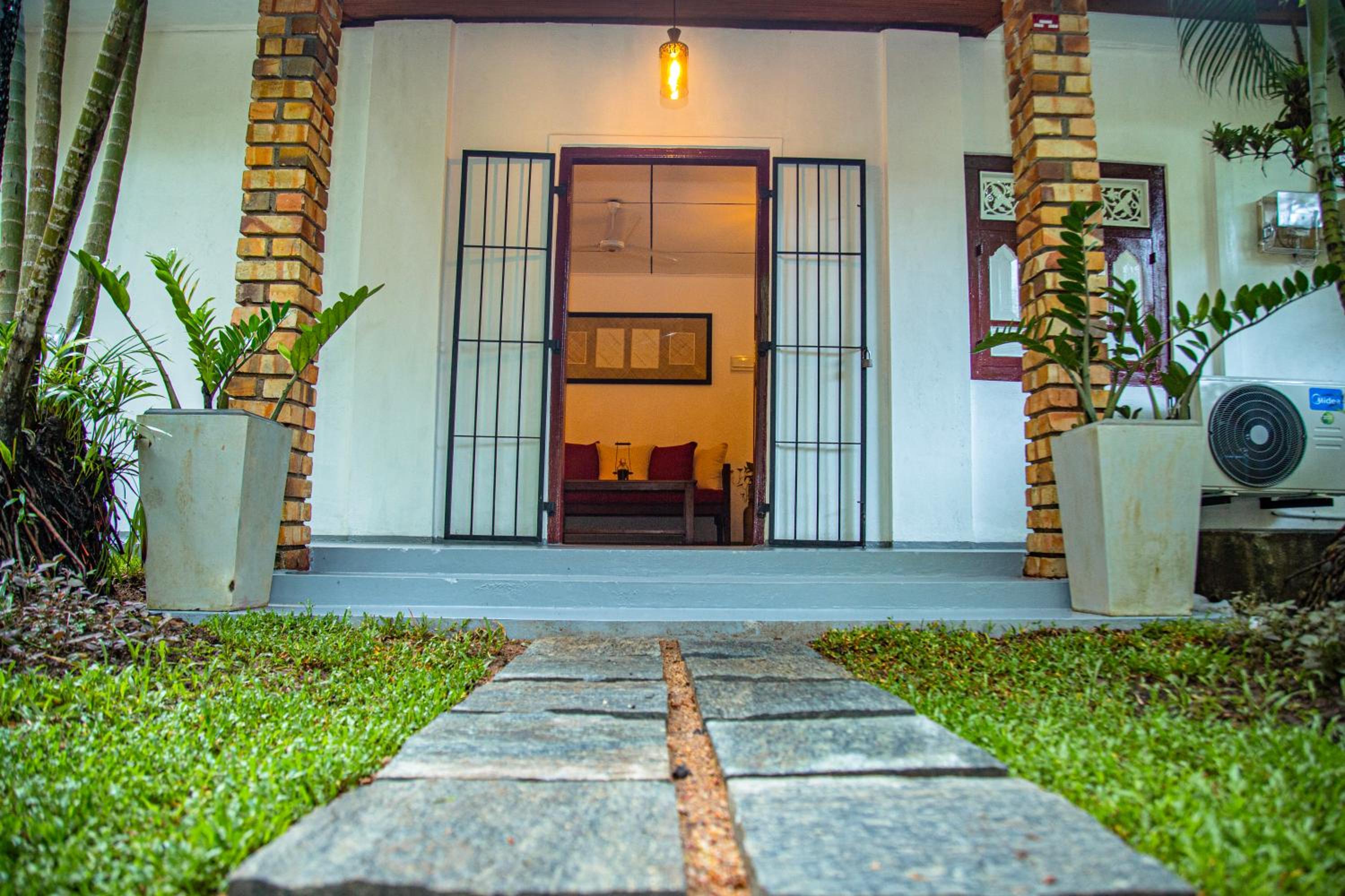 Villa Nutmeg Grove Galle view 2