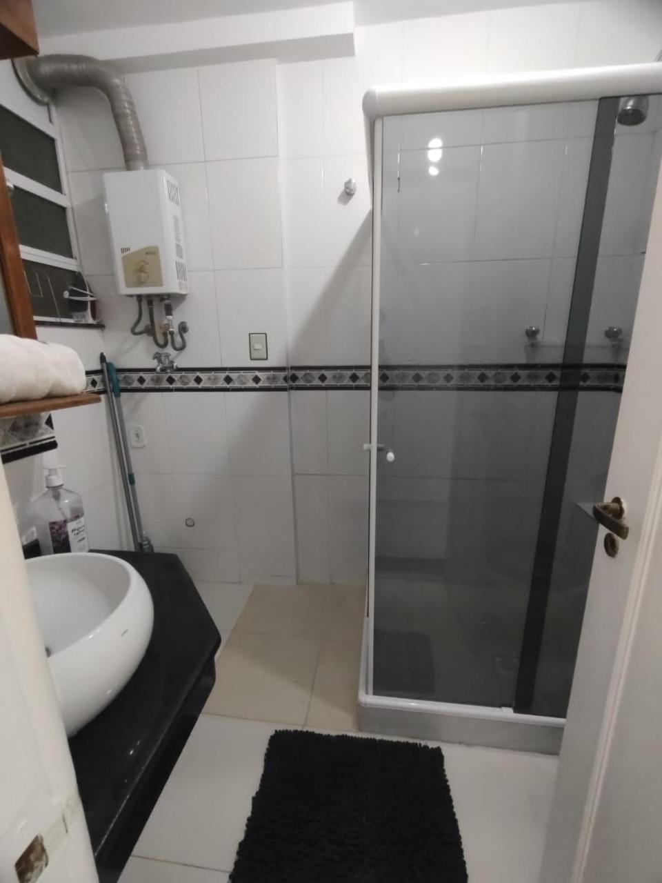 O Apartamento Copacabana Vista Mar quadra da praia, Rio de Janeiro continua Lindo!