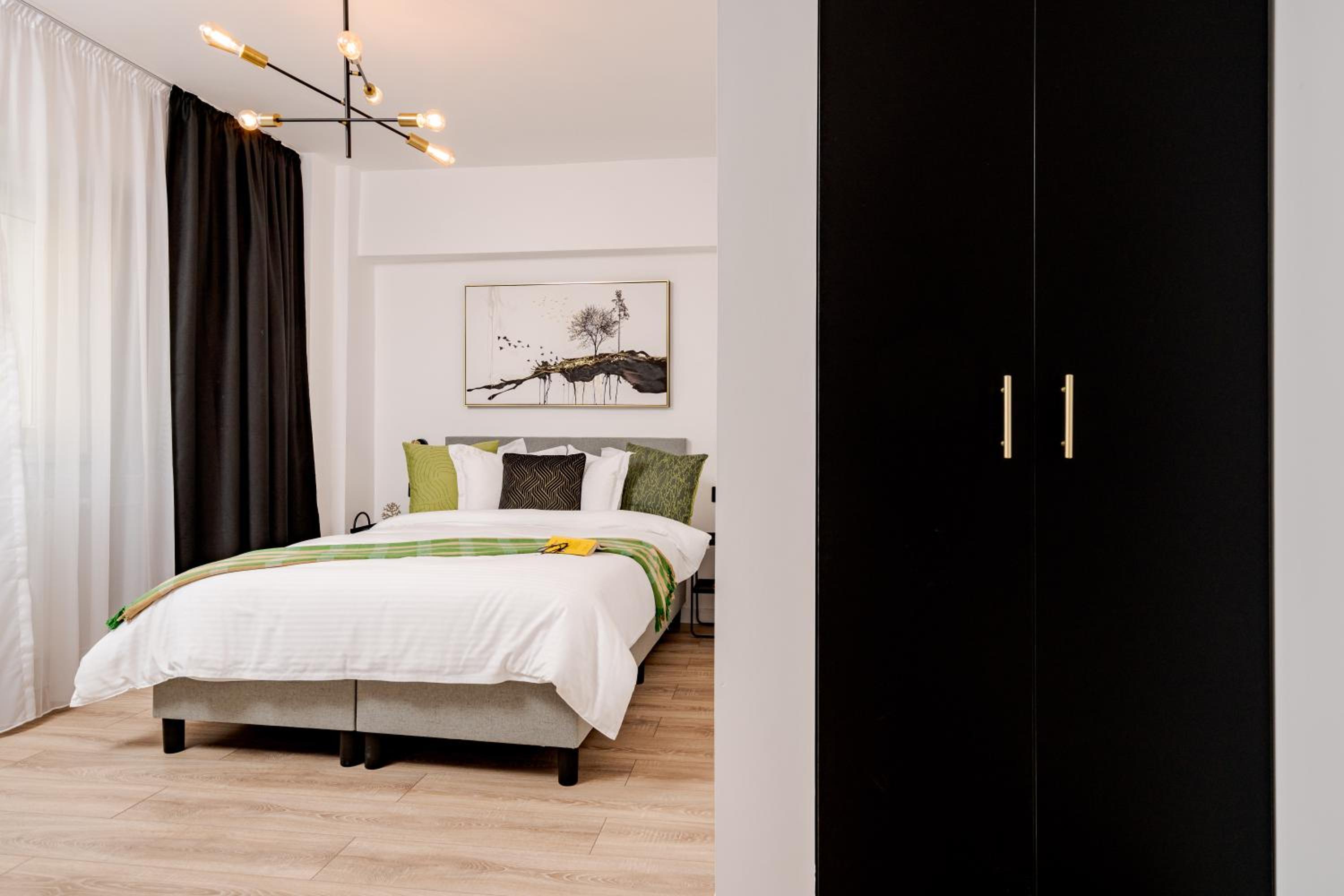 Old Town - Calea Victoriei - City Center - Jueto by MRG Apartments view 5