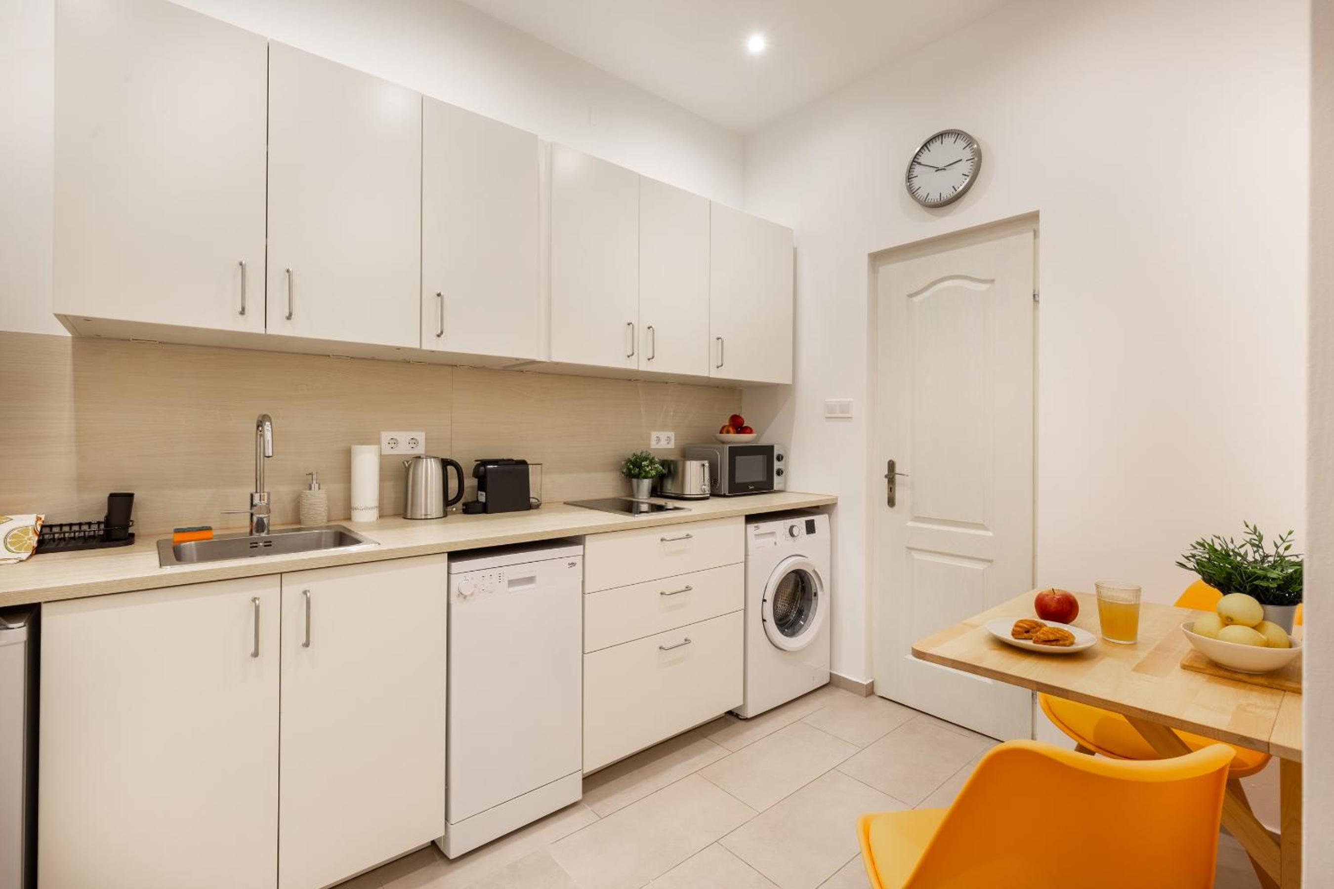 Cosy home by STN view 5