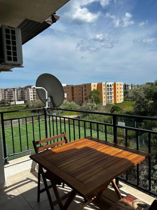 Sunny apartment near Cacao beach