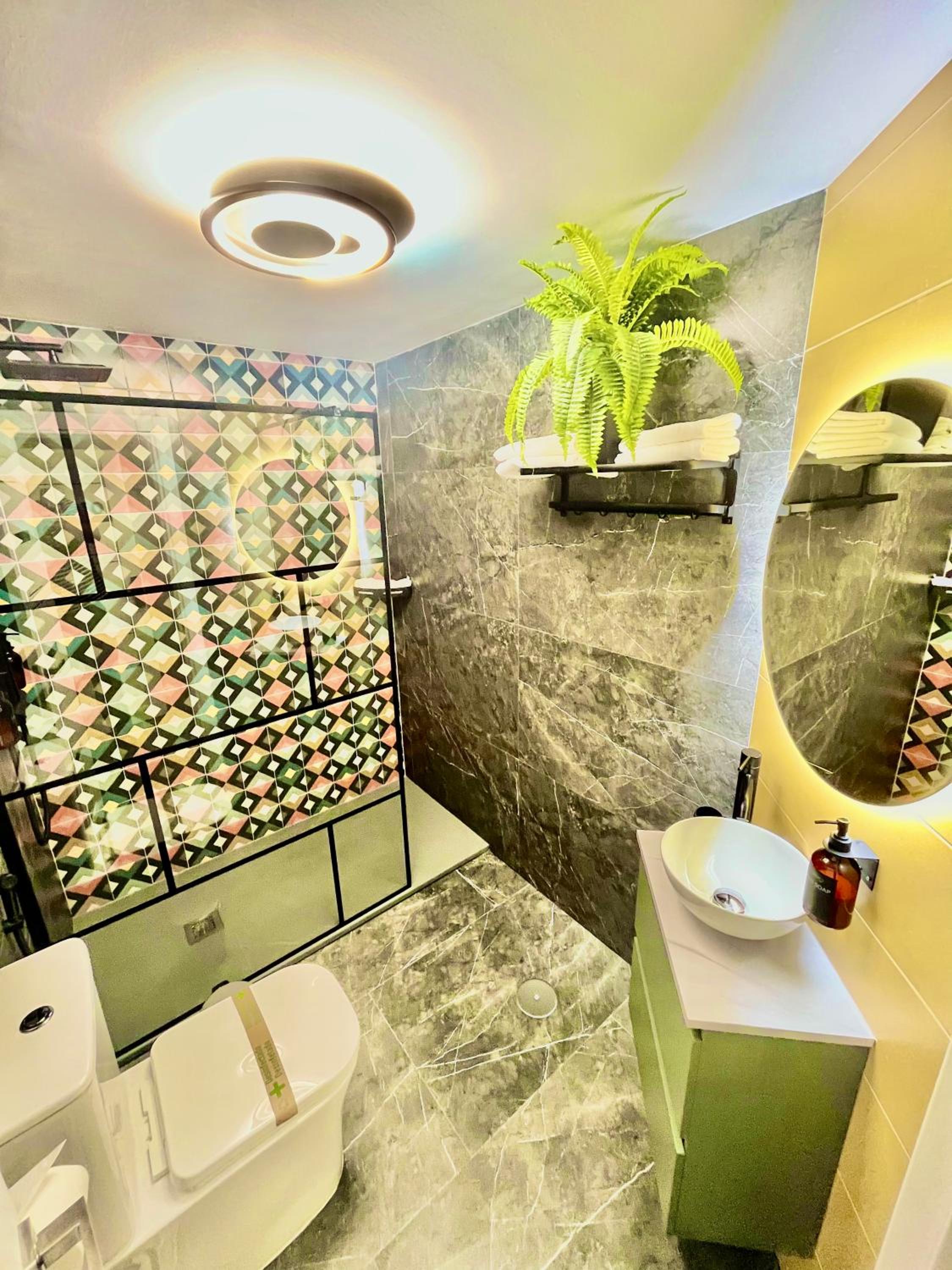Alicante Centro Apartments with FREE PARKING