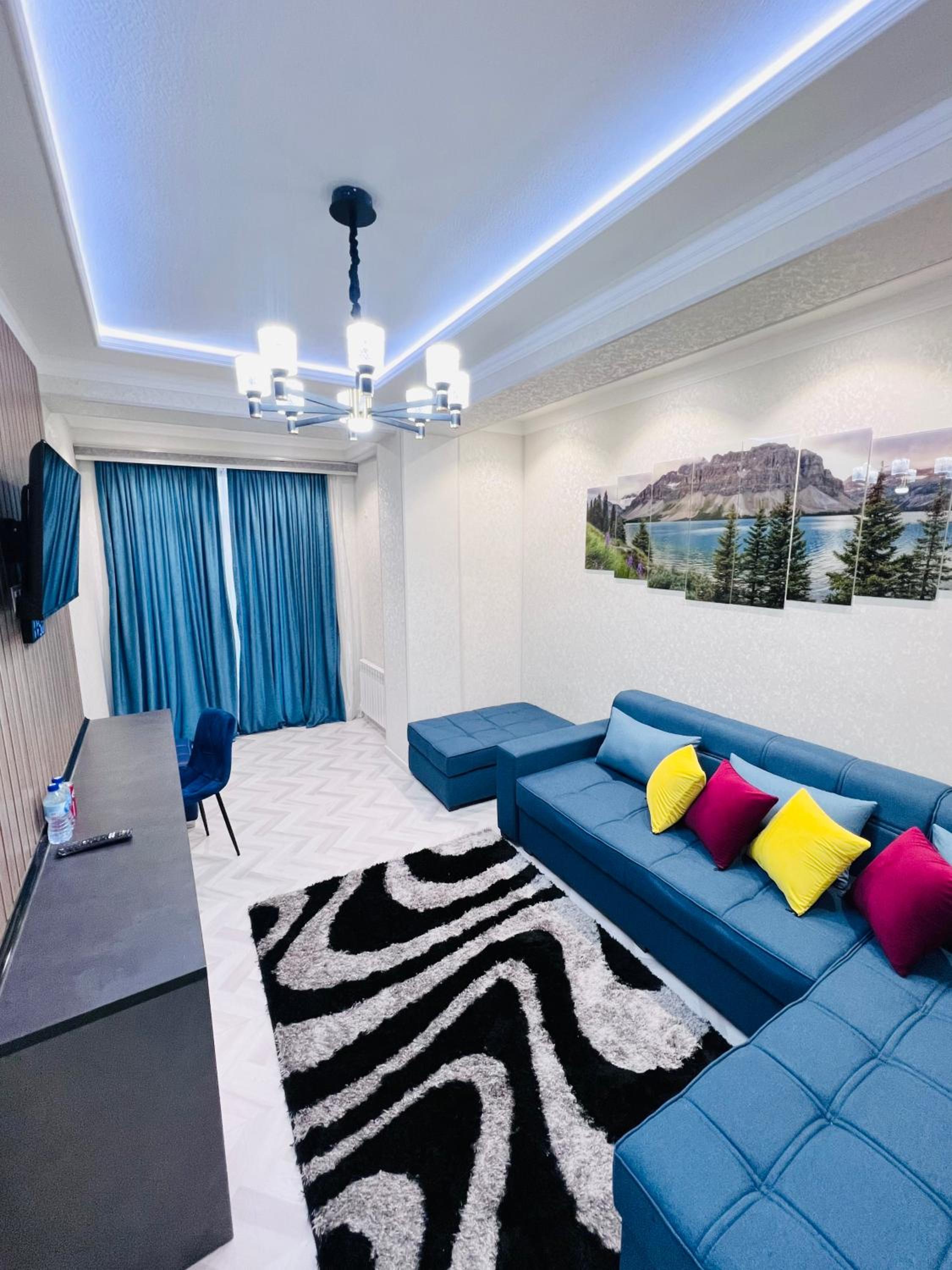 Airport Apartment