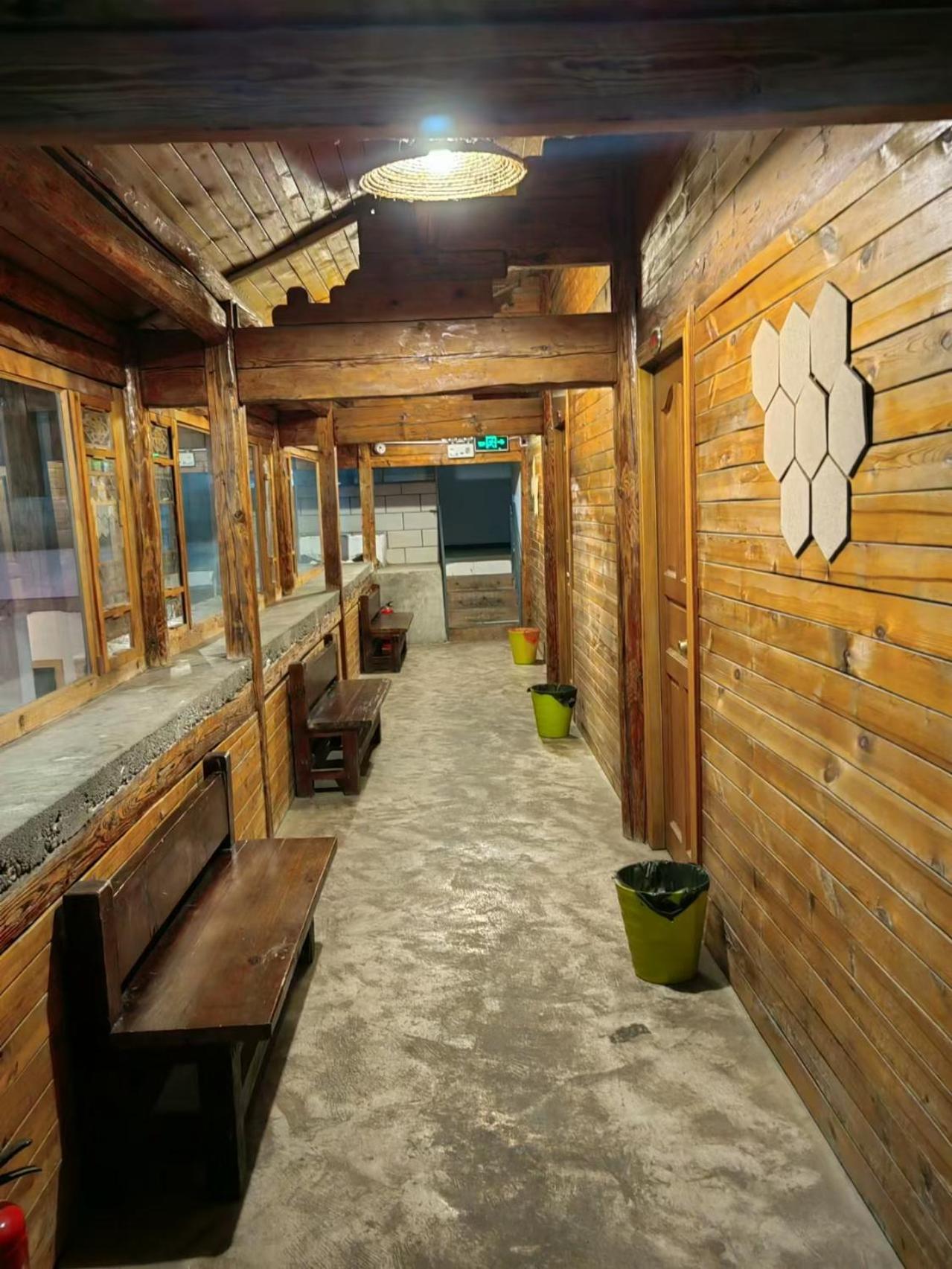 Lijiang Adventure Inn