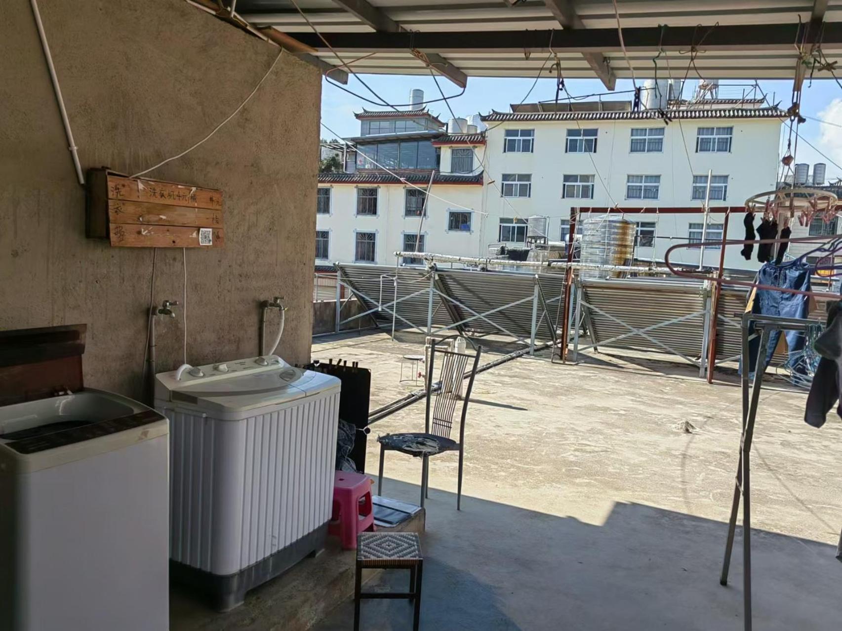 Lijiang Adventure Inn