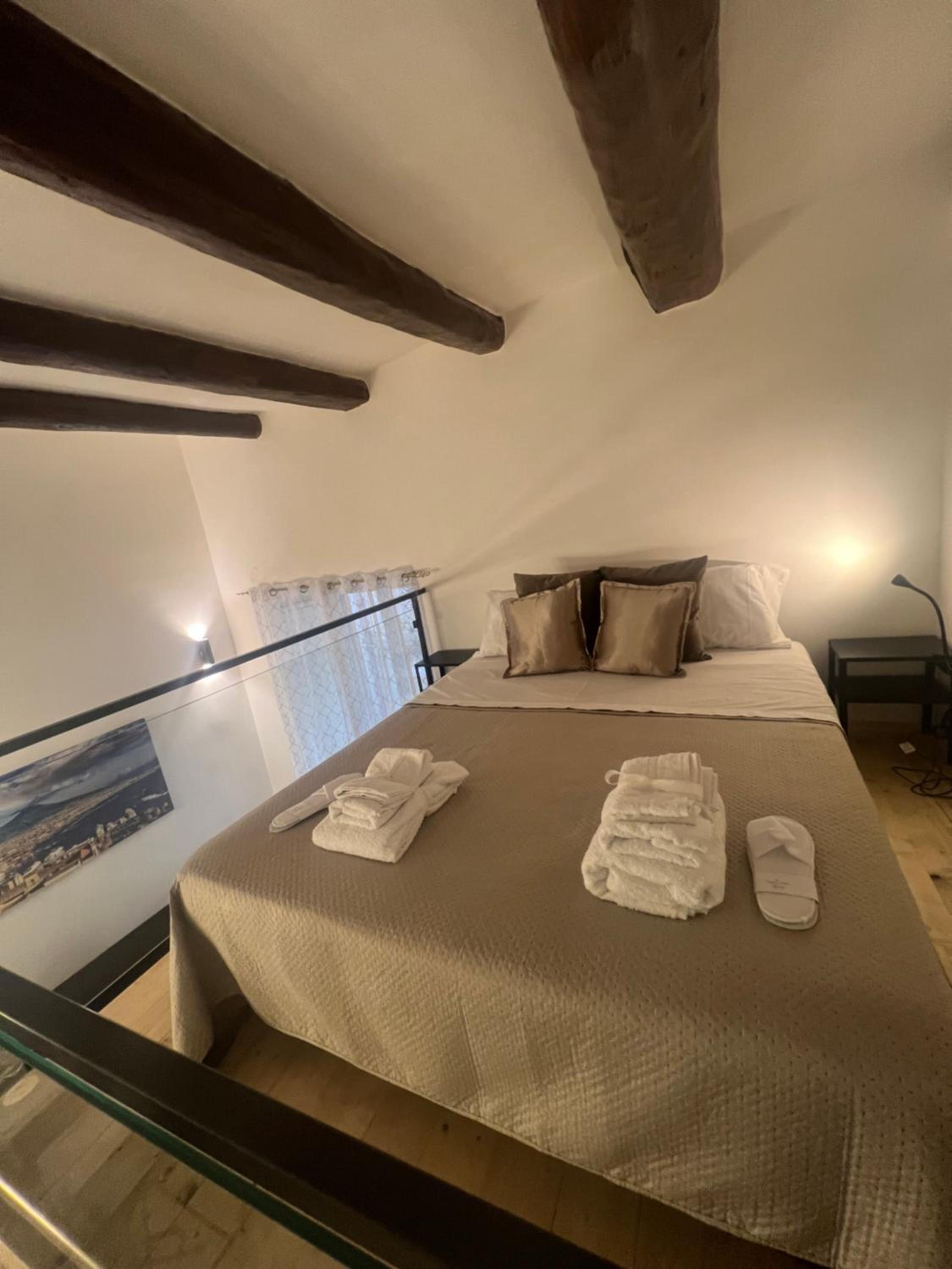 Franzese apartment sanità
